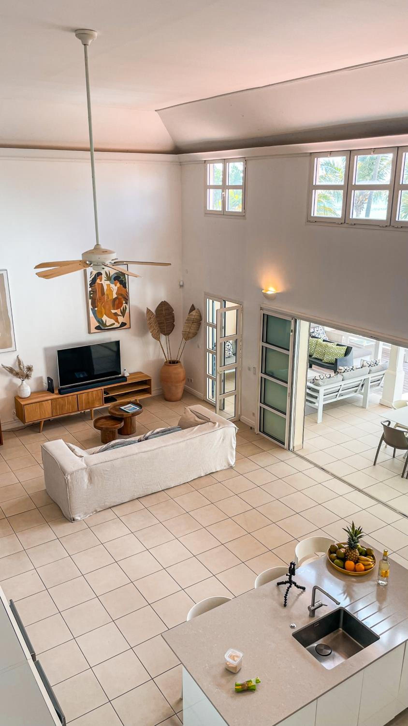 Pura Vida view 4