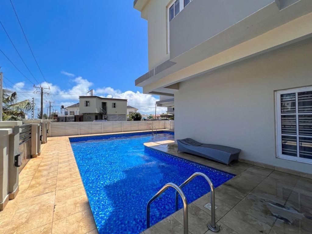 3bedroom luxury apartment with pool, snooker, ps5 in lekki phase 1 view 2
