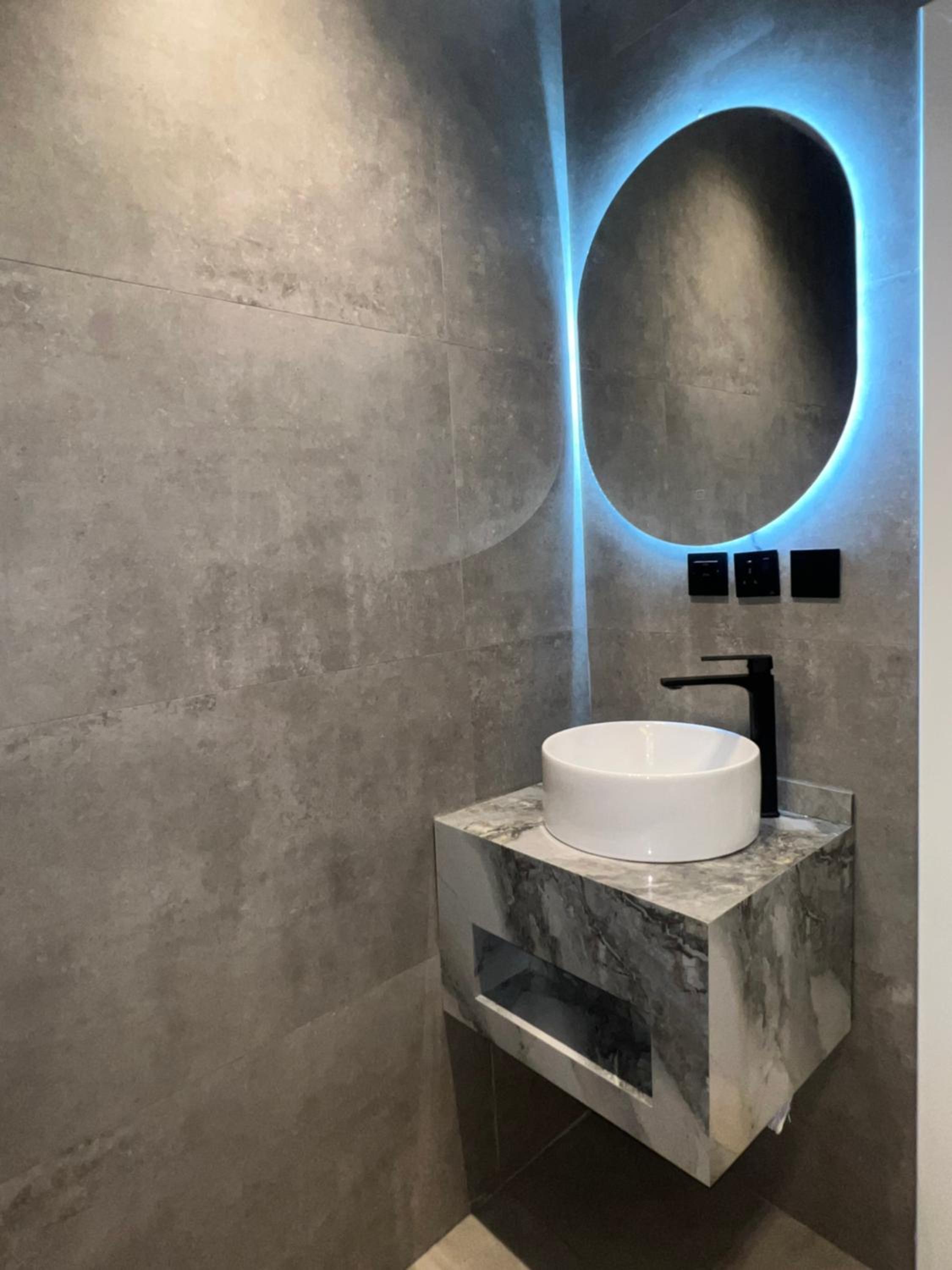 Prestige 1 bedroom apartment