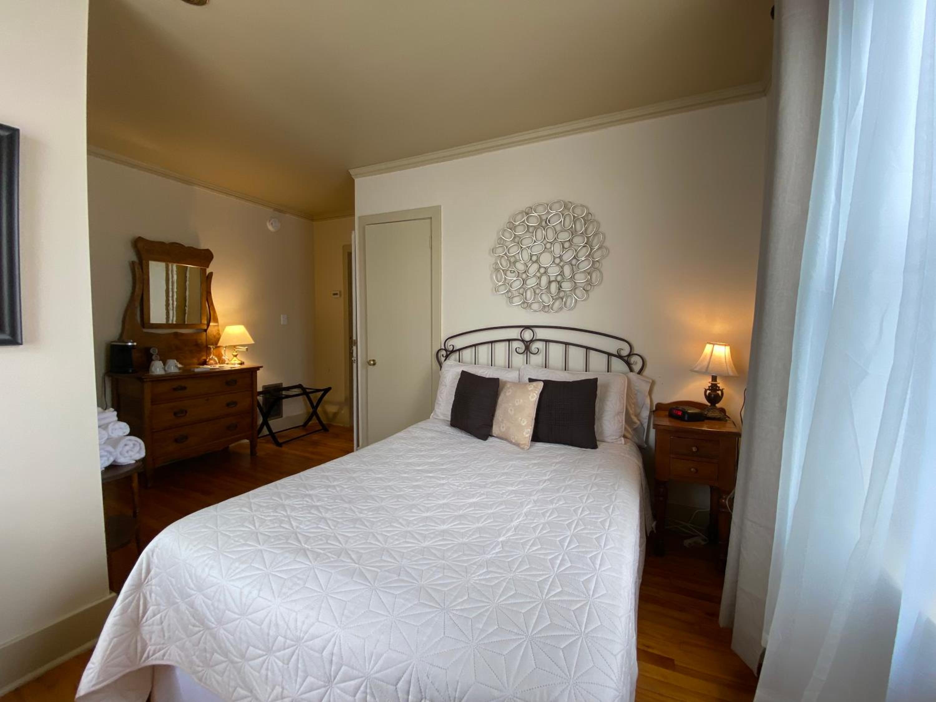 Au Manoir de la rue Merry