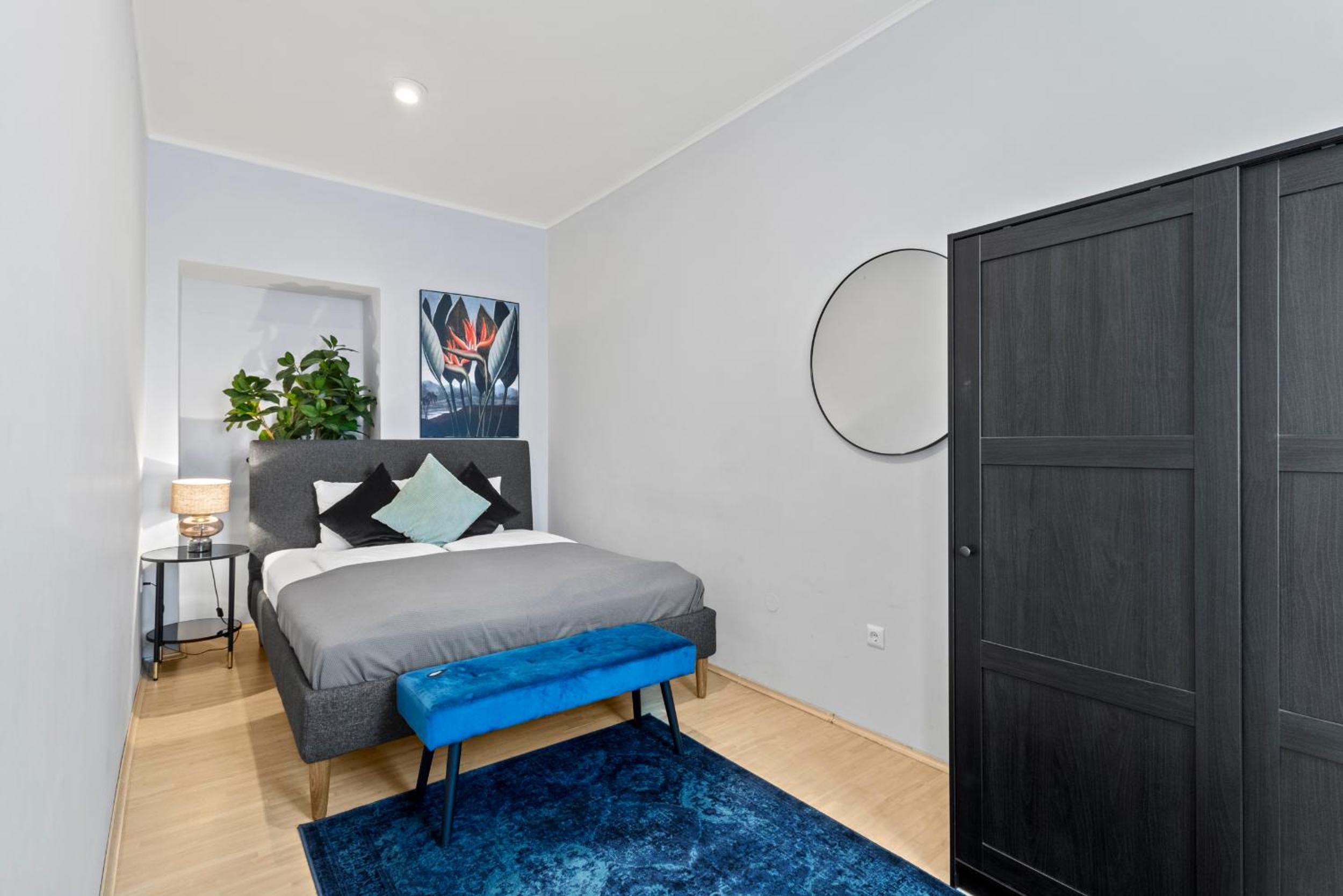 Balcony Apartment, 4 min to U3 Zipperer Straße