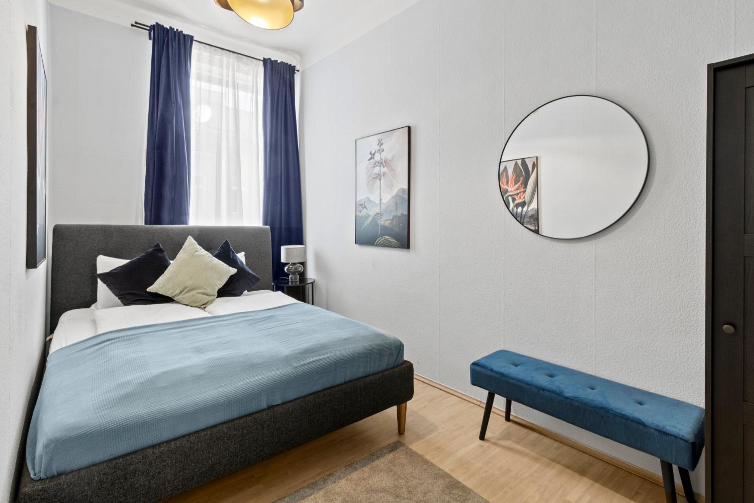 Balcony Apartment, 4 min to U3 Zipperer Straße