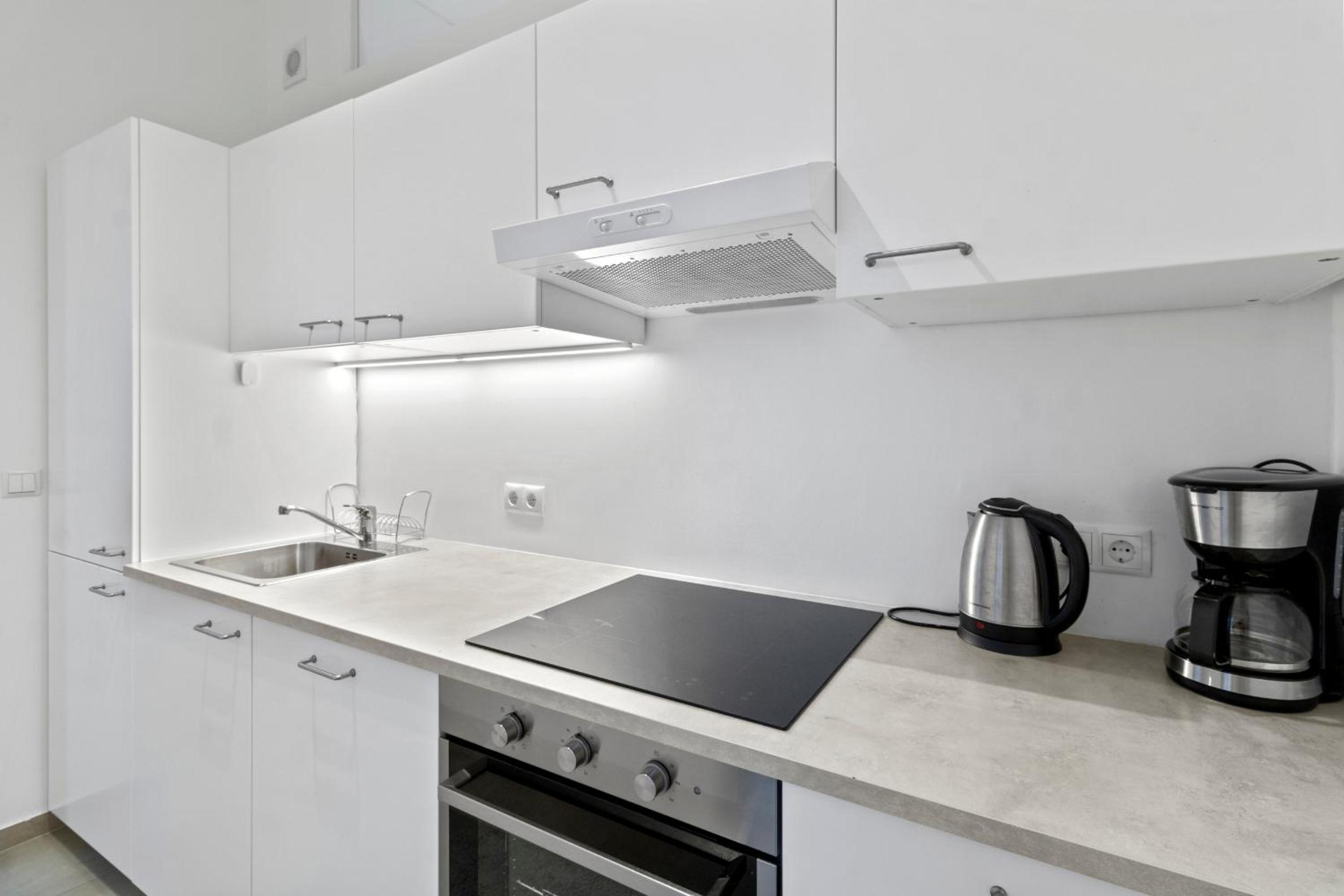 Balcony Apartment, 4 min to U3 Zipperer Straße