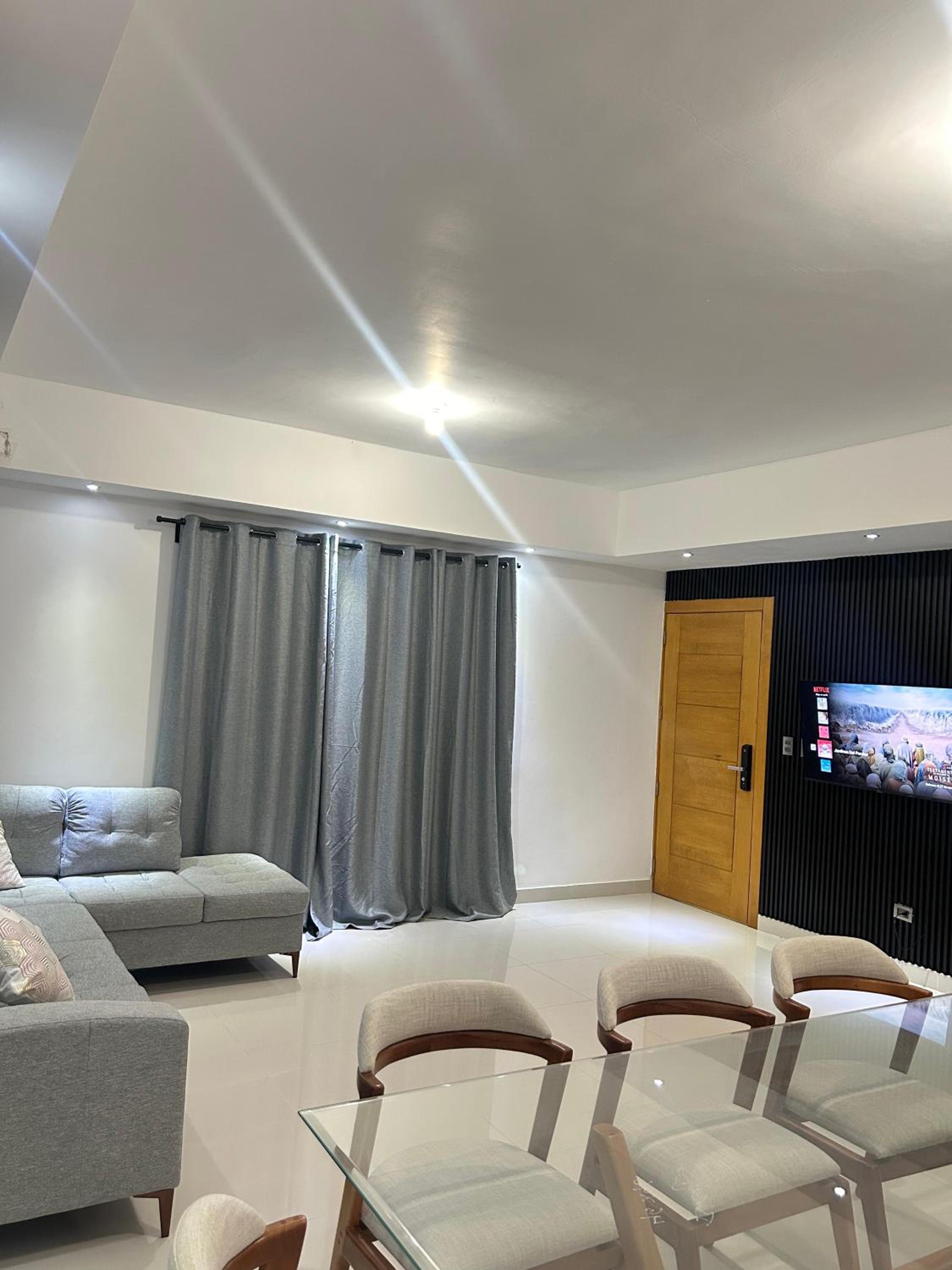 Apartamento con enorme terraza en san Isidro, Santo Domingo este