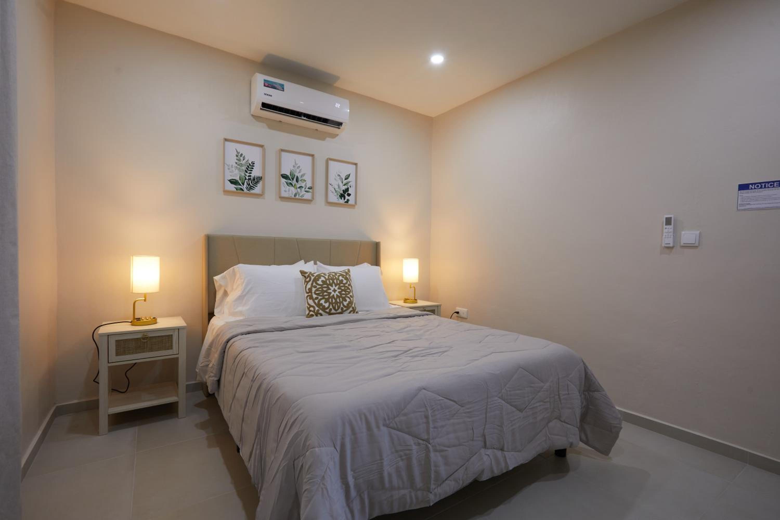Central Located 2 BR Near Mambo Bch 10 Min Walk