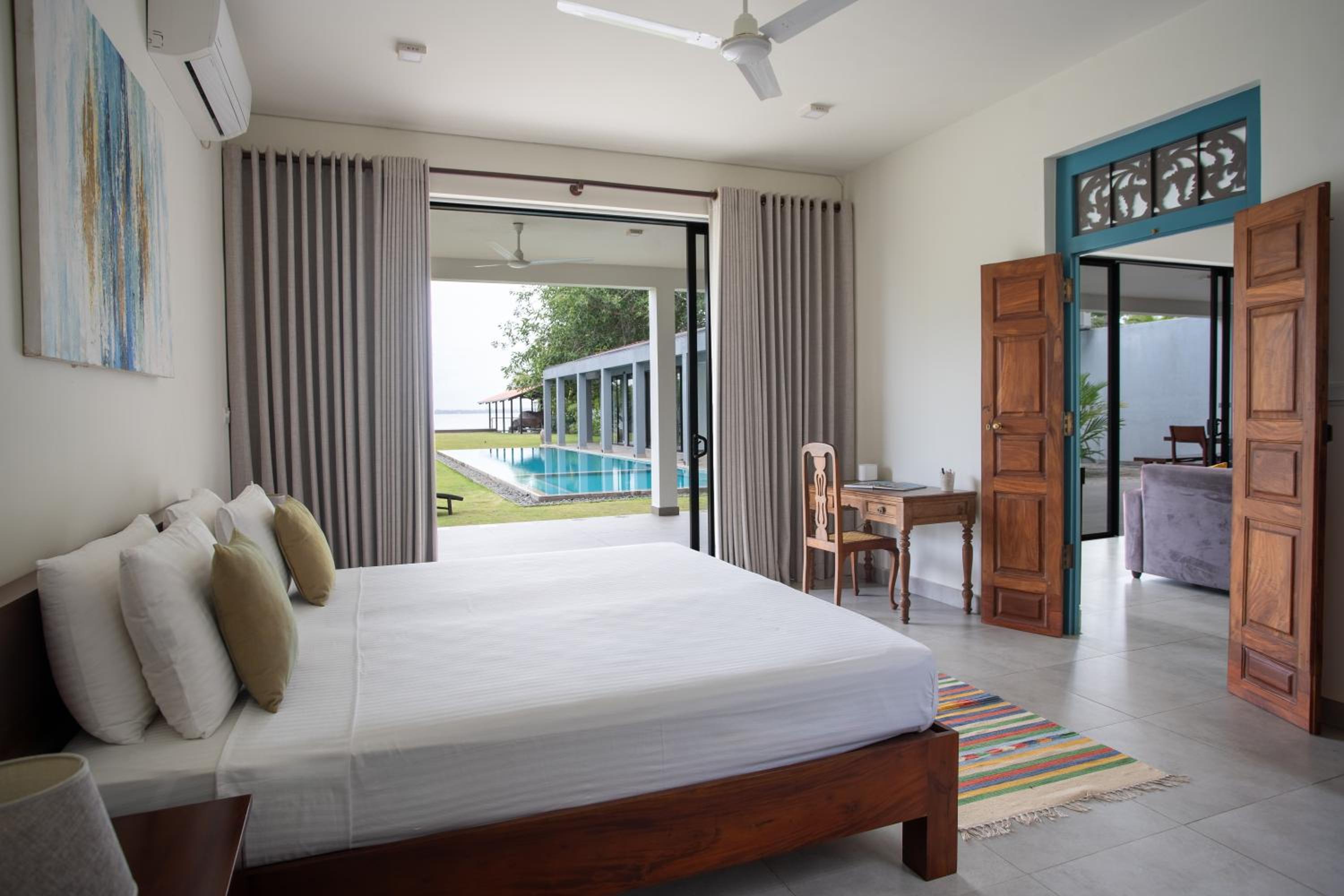 Villa Lagoonscape
