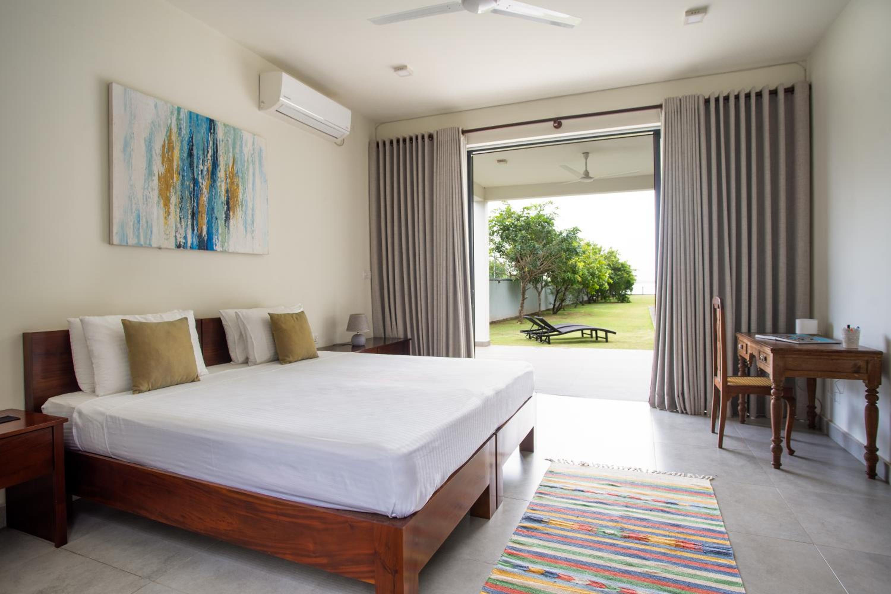 Villa Lagoonscape