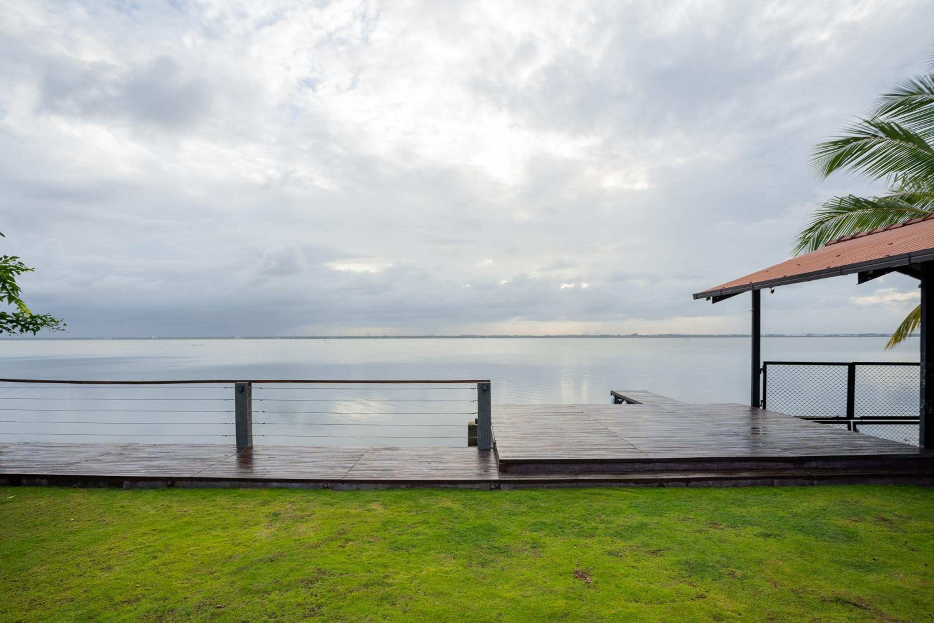 Villa Lagoonscape