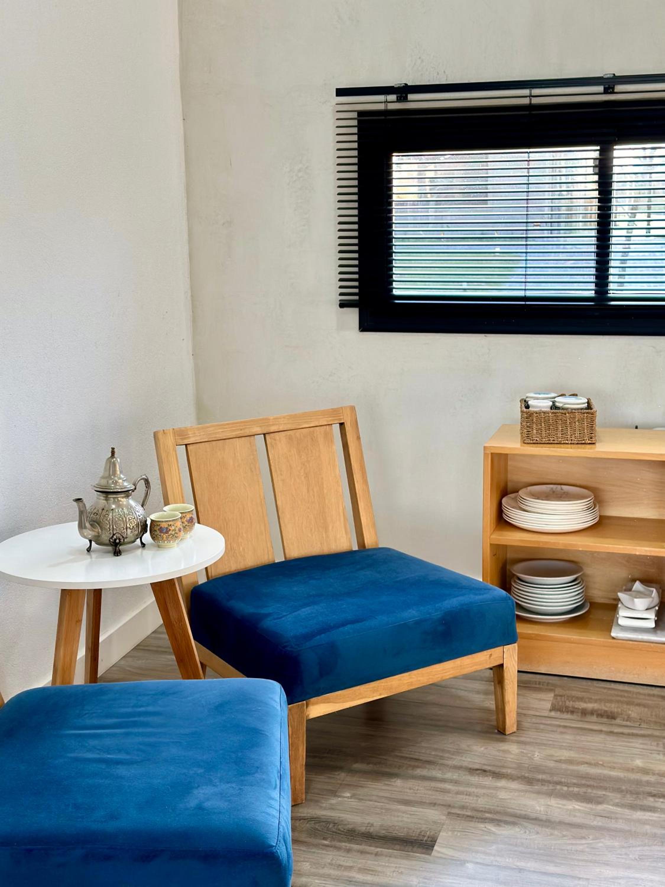 Casa familiar a la laguna en San Sebastian, Escobar, 3 dormitorios, jardín, pileta, parrilla y canoas