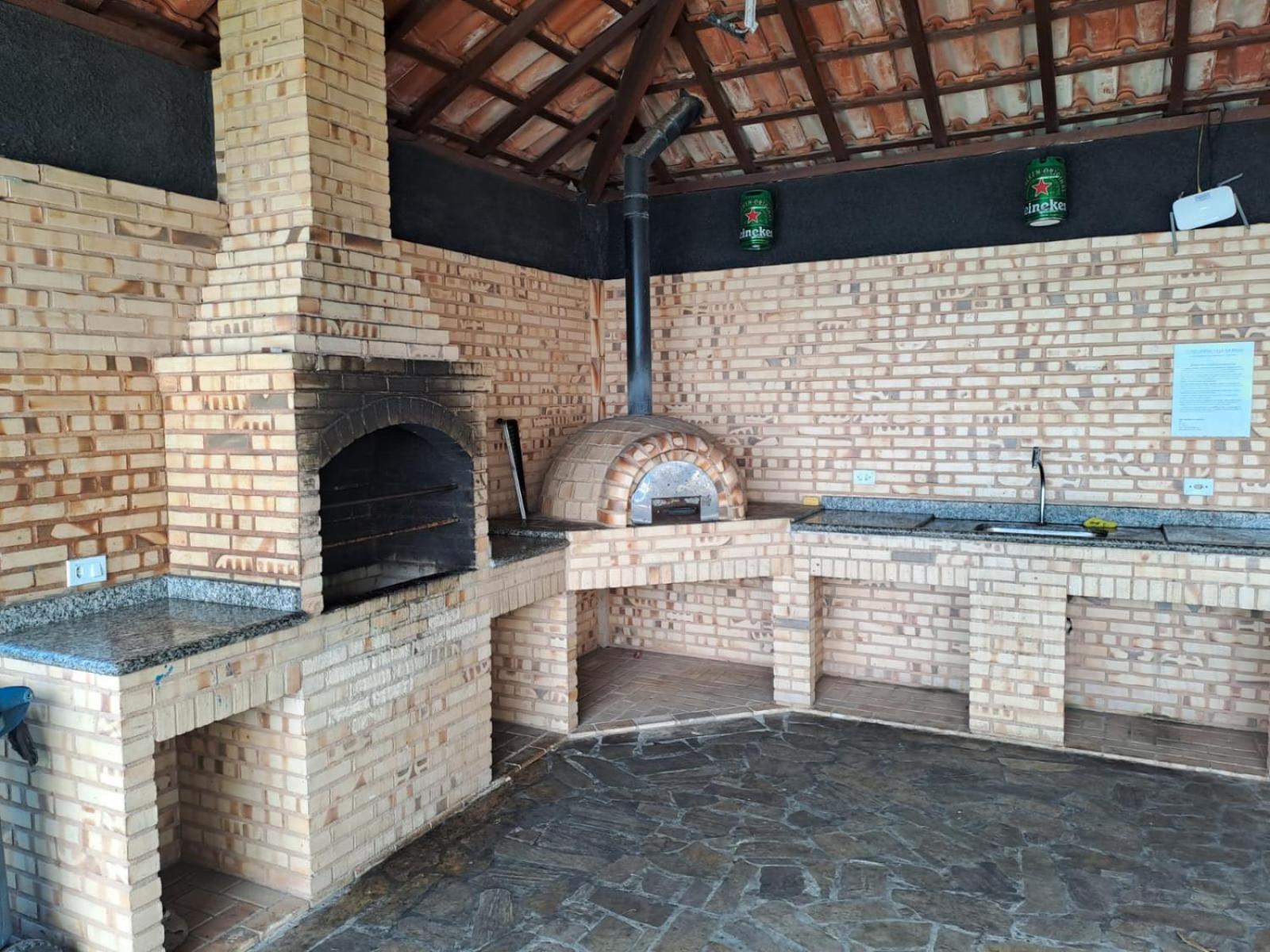 Cobertura 2 QUARTOS a 100m PRAIA Grande em Condomínio com PISCINA, sauna, garagem 2 VAGAS e portaria 24h - Área de lazer, wi-fi 250MB, churrasqueira e cozi