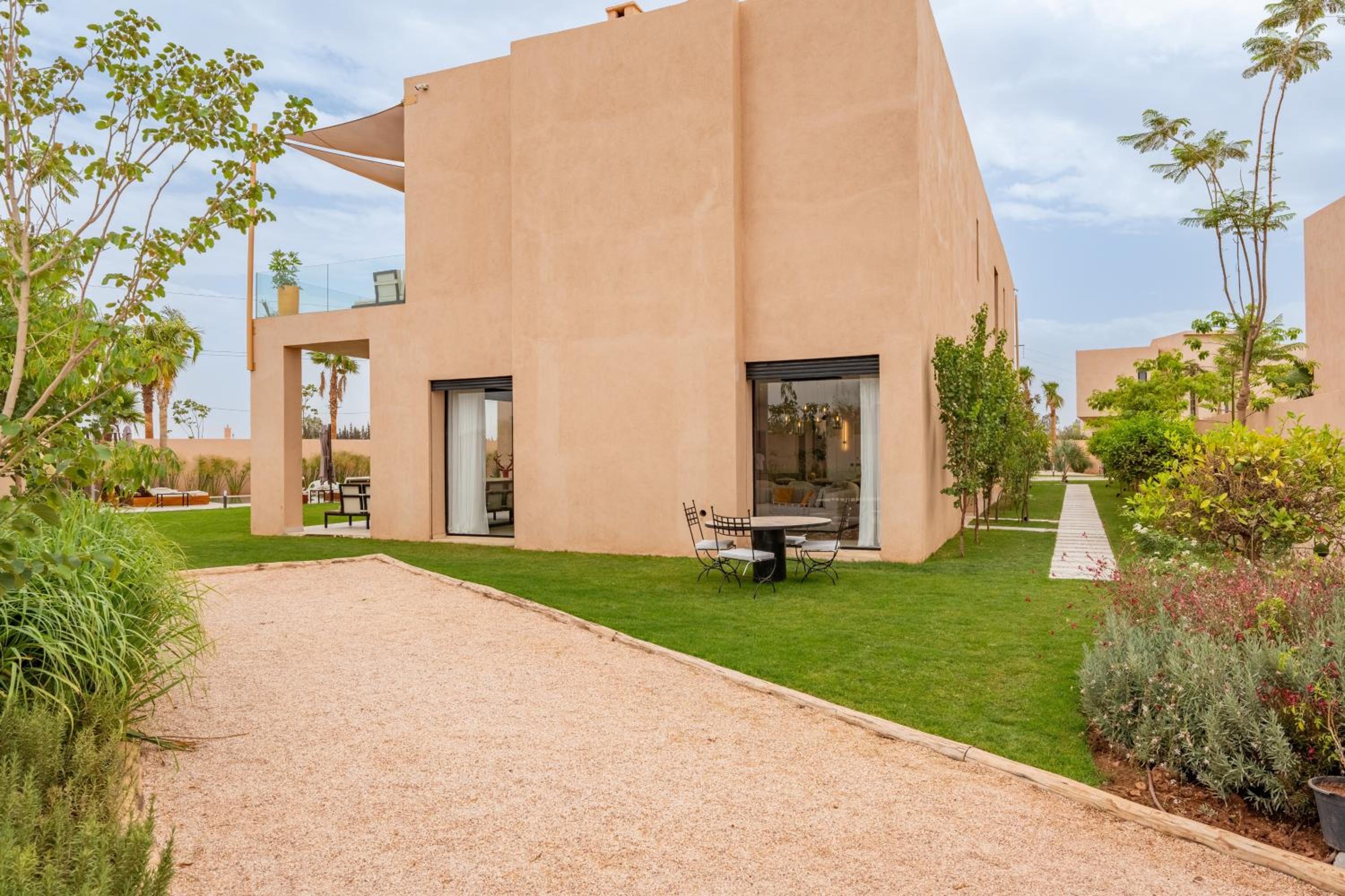Villa Piscine, Salle de Sport et Confort Moderne view 5