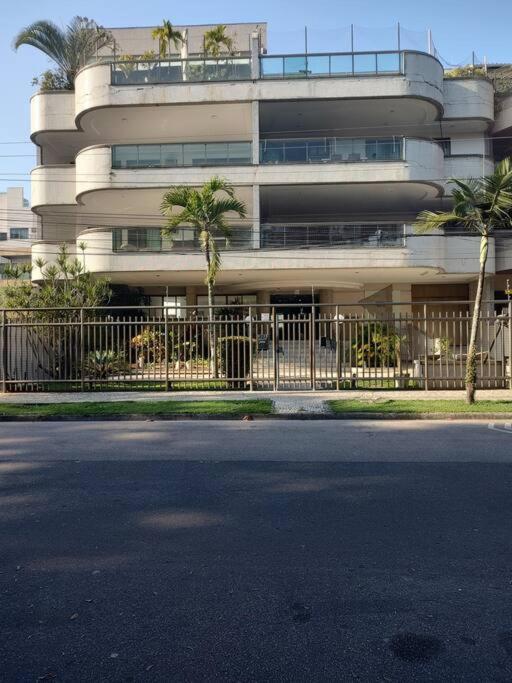 Apartamento na Praia Recreio