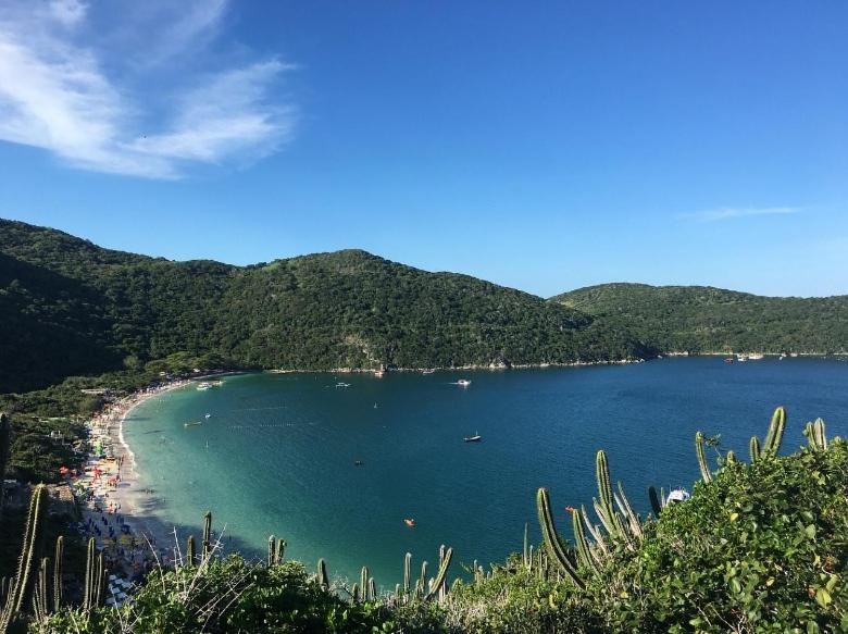 Cobertura 2 QUARTOS a 100m PRAIA Grande em Condomínio com PISCINA, sauna, garagem 2 VAGAS e portaria 24h - Área de lazer, wi-fi 250MB, churrasqueira e cozi