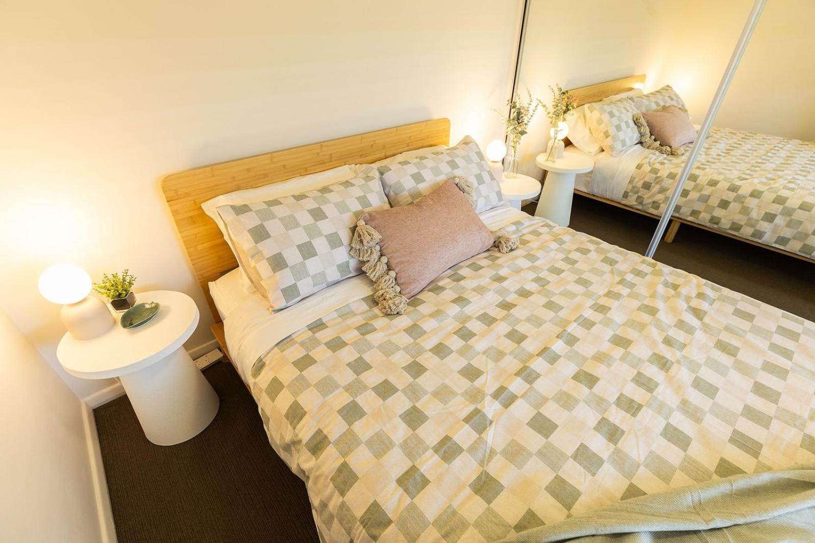 Sleeping in Style Central Apartment