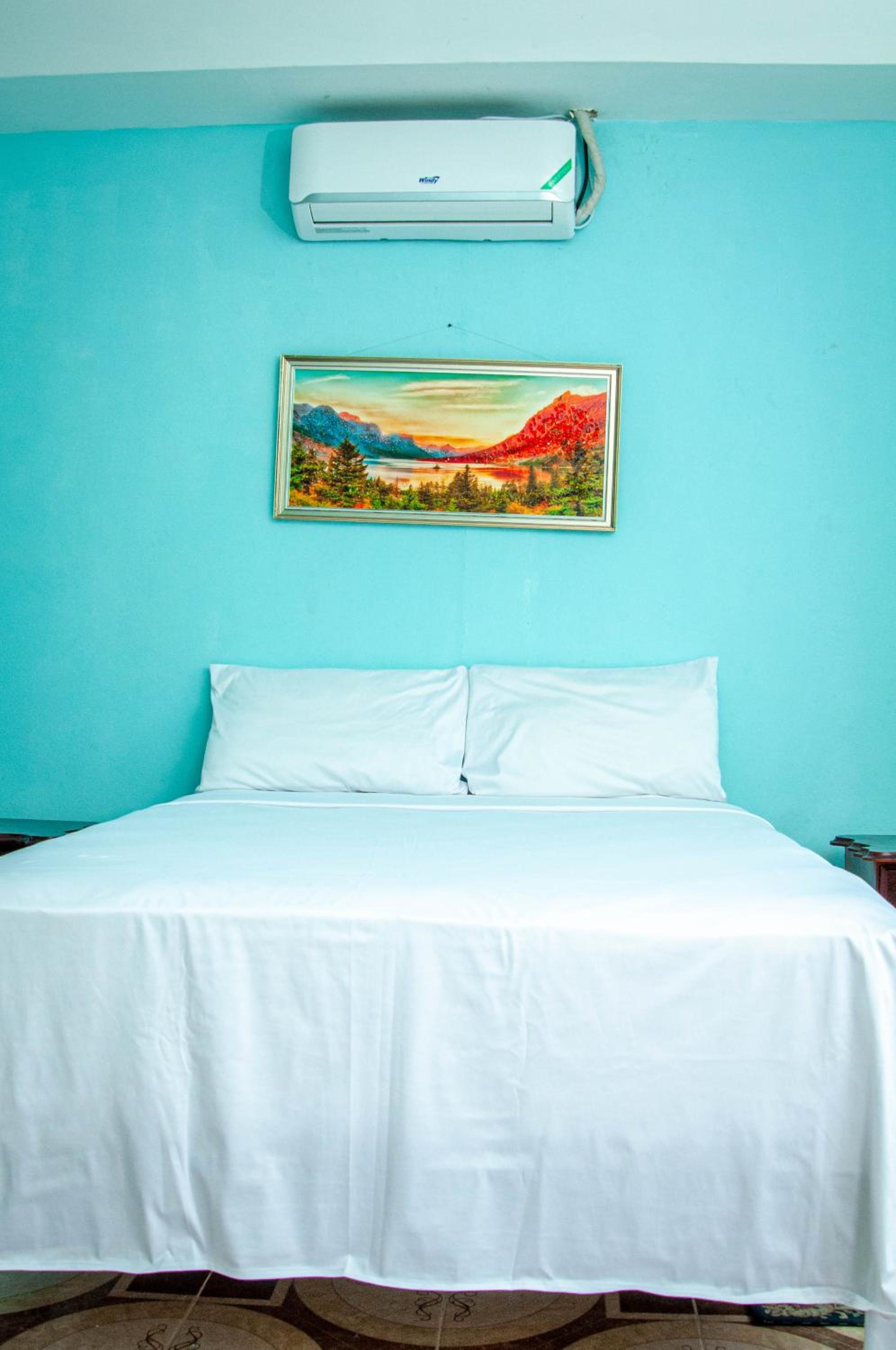 Veronica Villa -Lucea Jamaica view 3