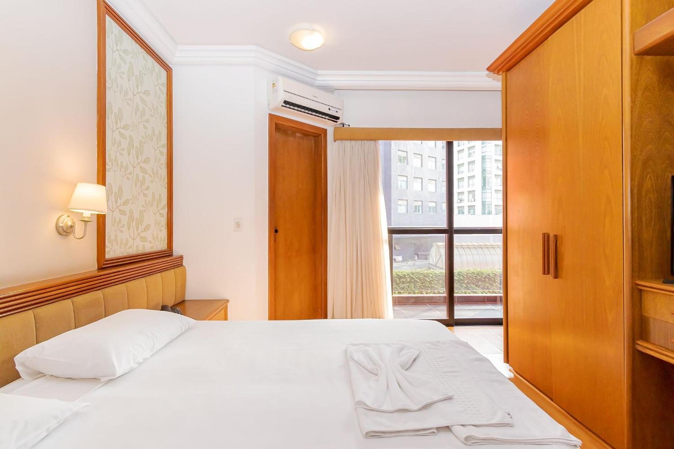 Batel Residence | Avenida do Batel | Gonzaga Stays