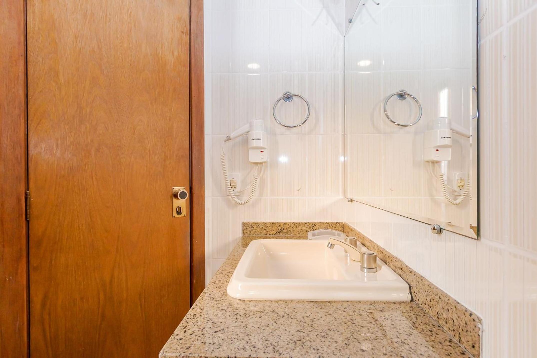 Batel Residence | Avenida do Batel | Gonzaga Stays