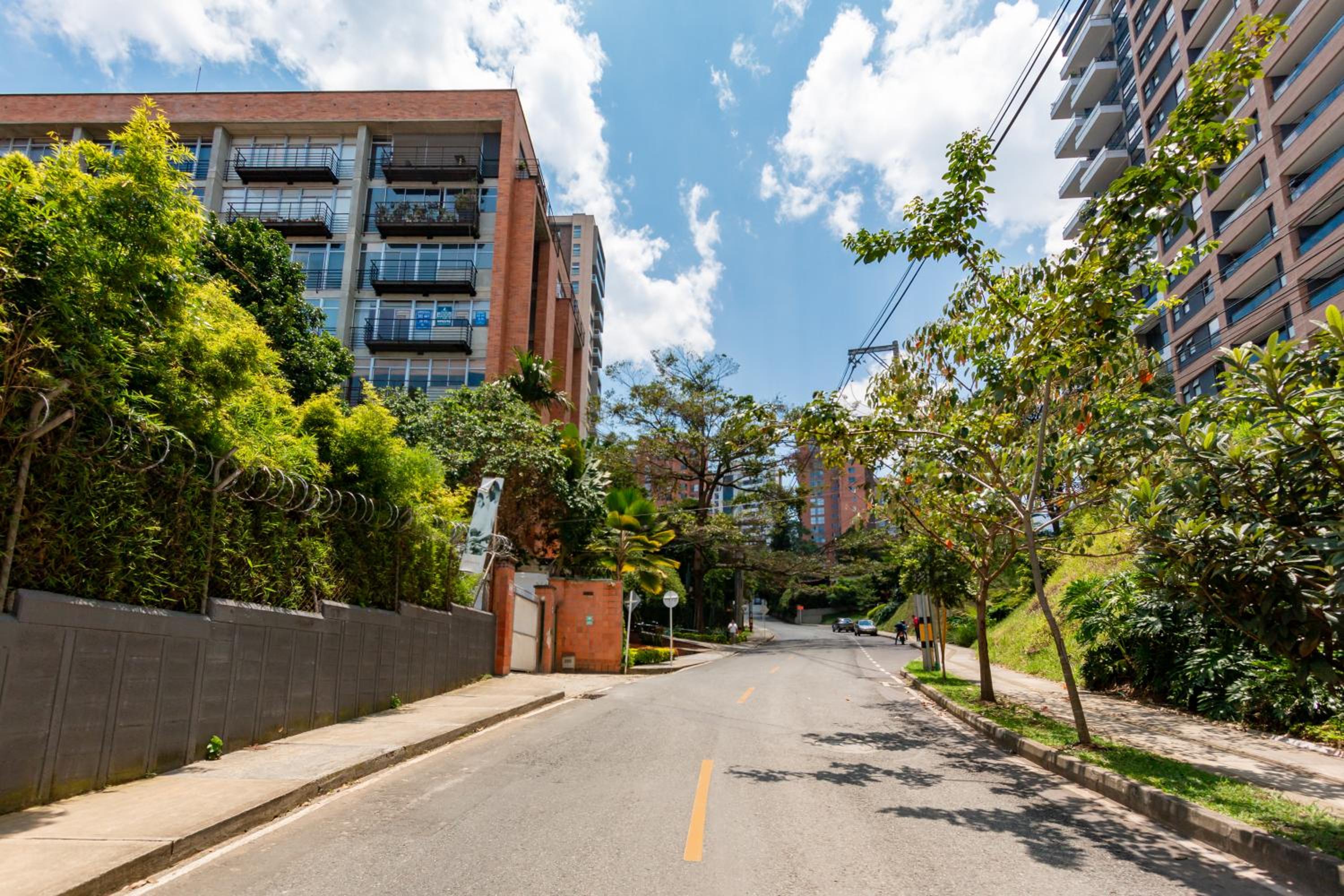 La mejor zona residencial - Poblado cerca a Provenza 58 m2