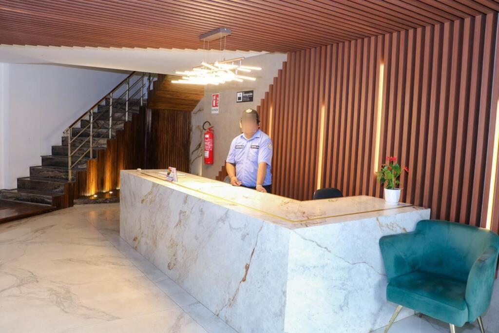 Acogedor apartamento en Equipetrol con piscina, wifi, balcon