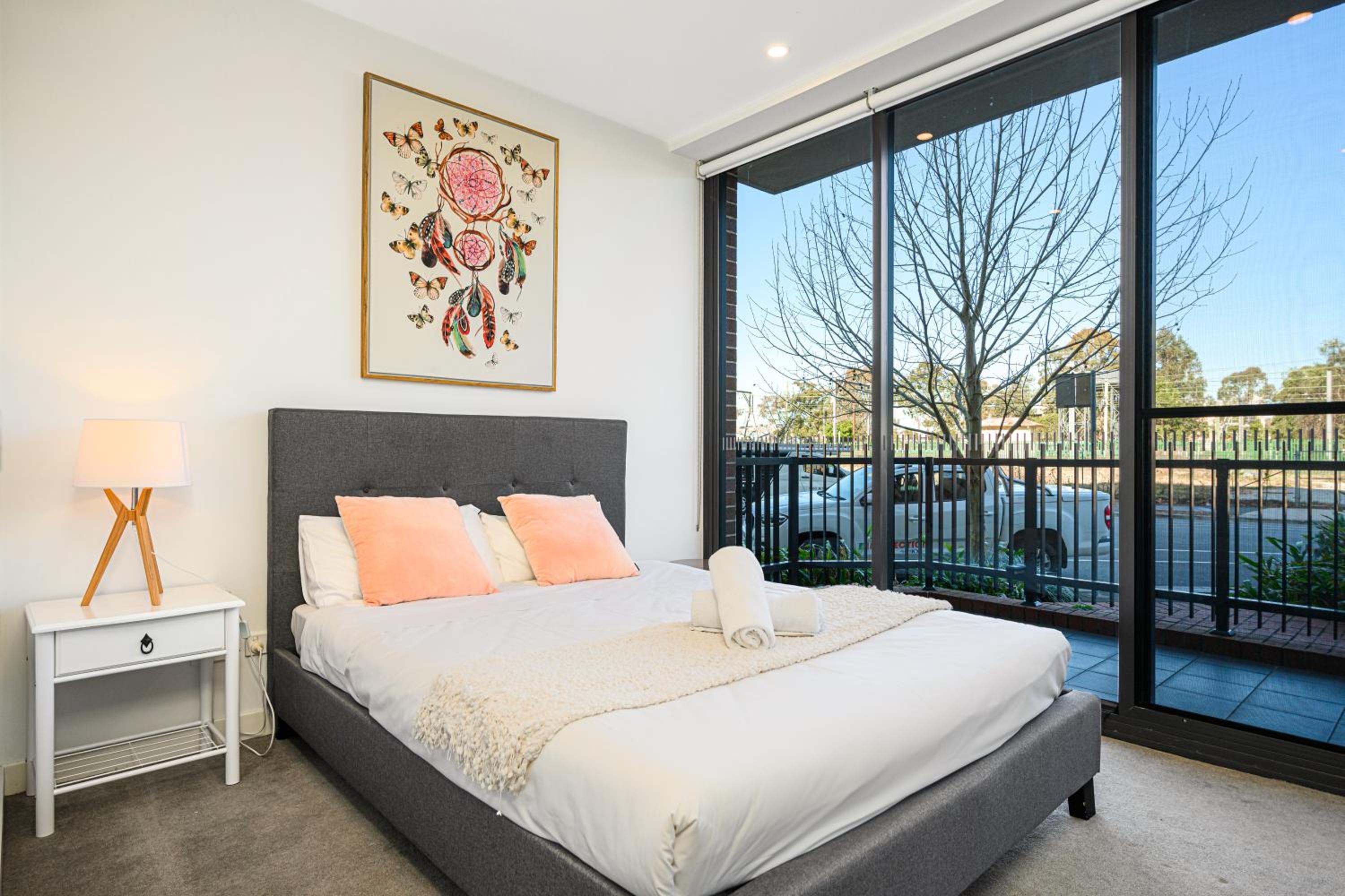 Penrith 3Br apt close toTrain station & Shopping