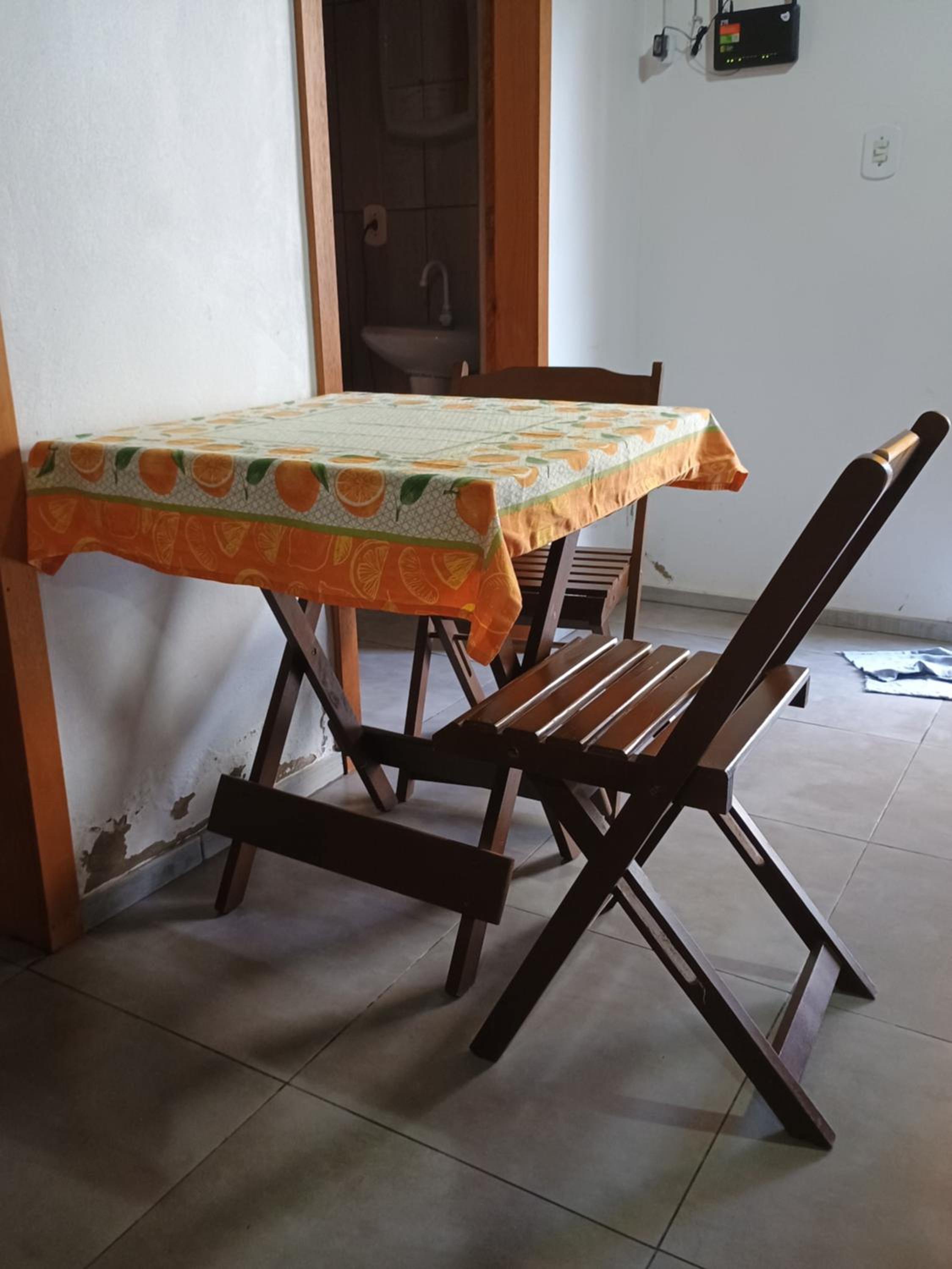 Pousada ideal -casa 3 nos fundos