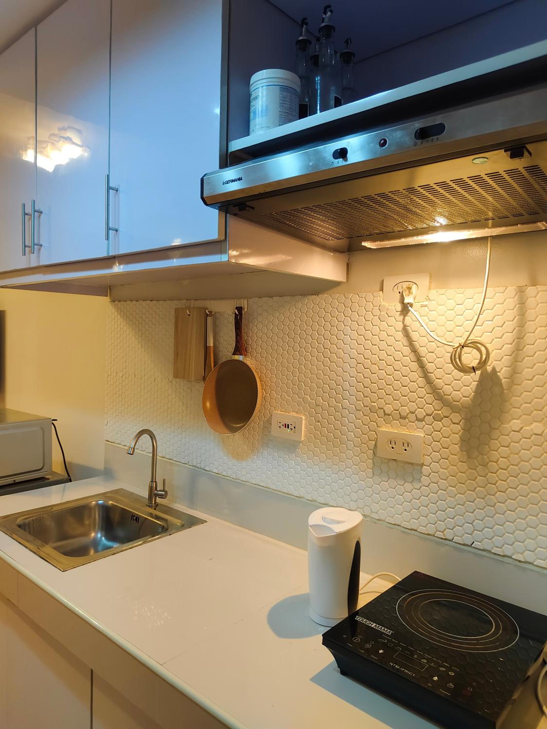 Budget Friendly Condotel in Fairview Quezon City view 4