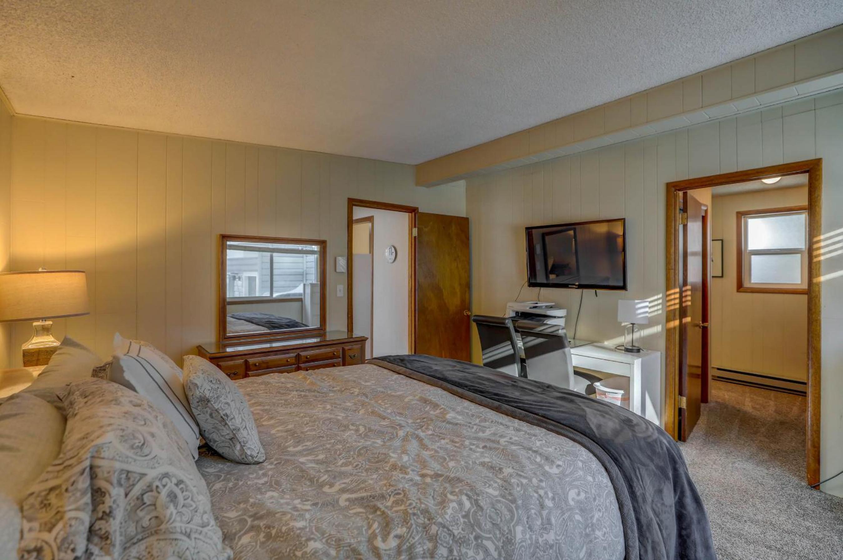 Annie's Place by Casago McCall - Donerightmanagement