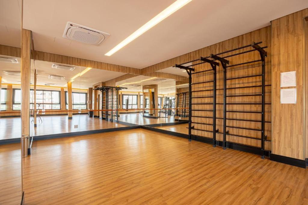 Vila Olímpia Studio Good Local Piscina Coworking Rooftop Cinema Gym CAMA QUEEN e SOFÁ CAMA QUEEN confortáveis e grandes