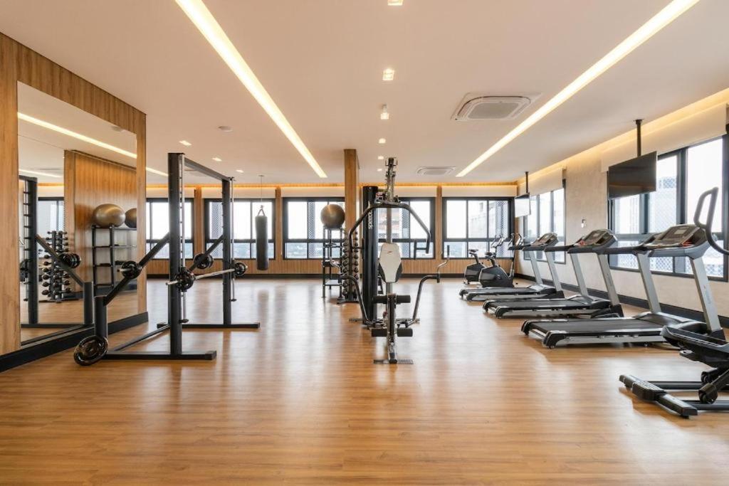 Vila Olímpia Studio Good Local Piscina Coworking Rooftop Cinema Gym CAMA QUEEN e SOFÁ CAMA QUEEN confortáveis e grandes