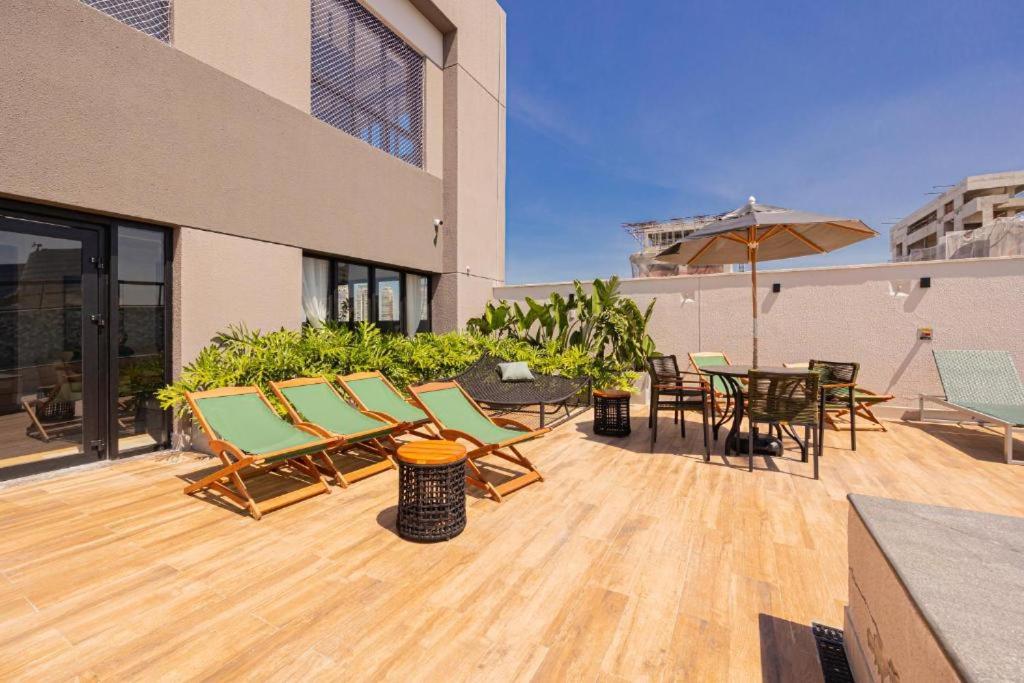 Vila Olímpia Studio Good Local Piscina Coworking Rooftop Cinema Gym CAMA QUEEN e SOFÁ CAMA QUEEN confortáveis e grandes