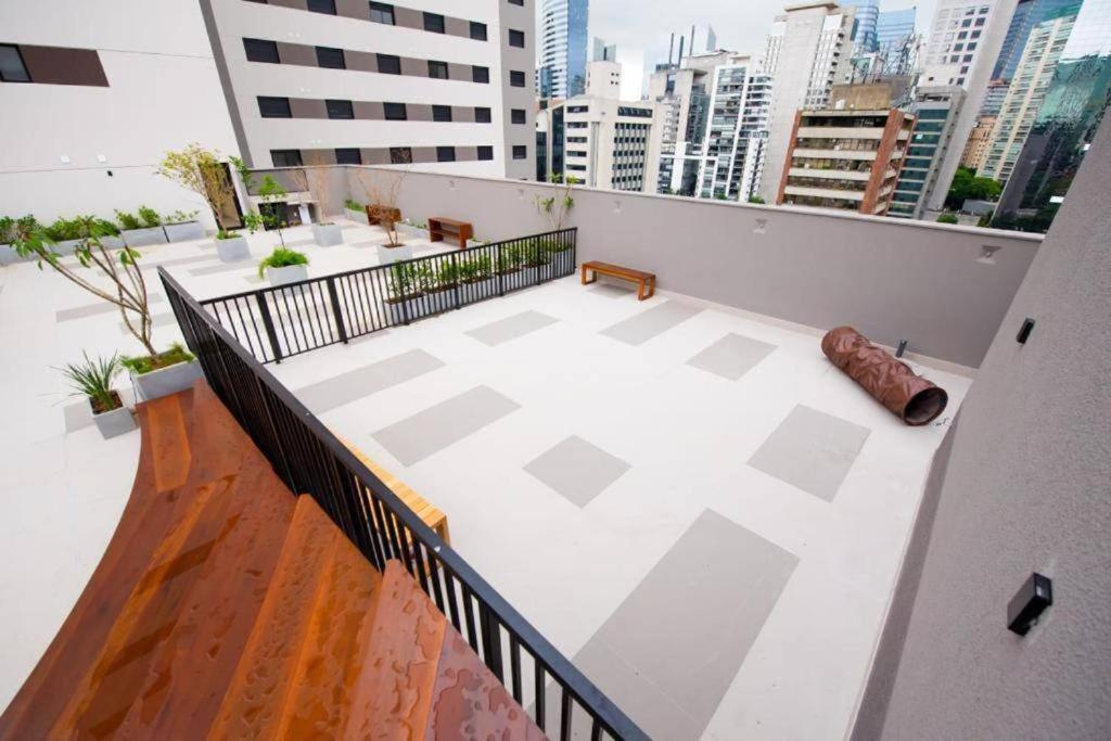 Vila Olímpia Studio Good Local Piscina Coworking Rooftop Cinema Gym CAMA QUEEN e SOFÁ CAMA QUEEN confortáveis e grandes