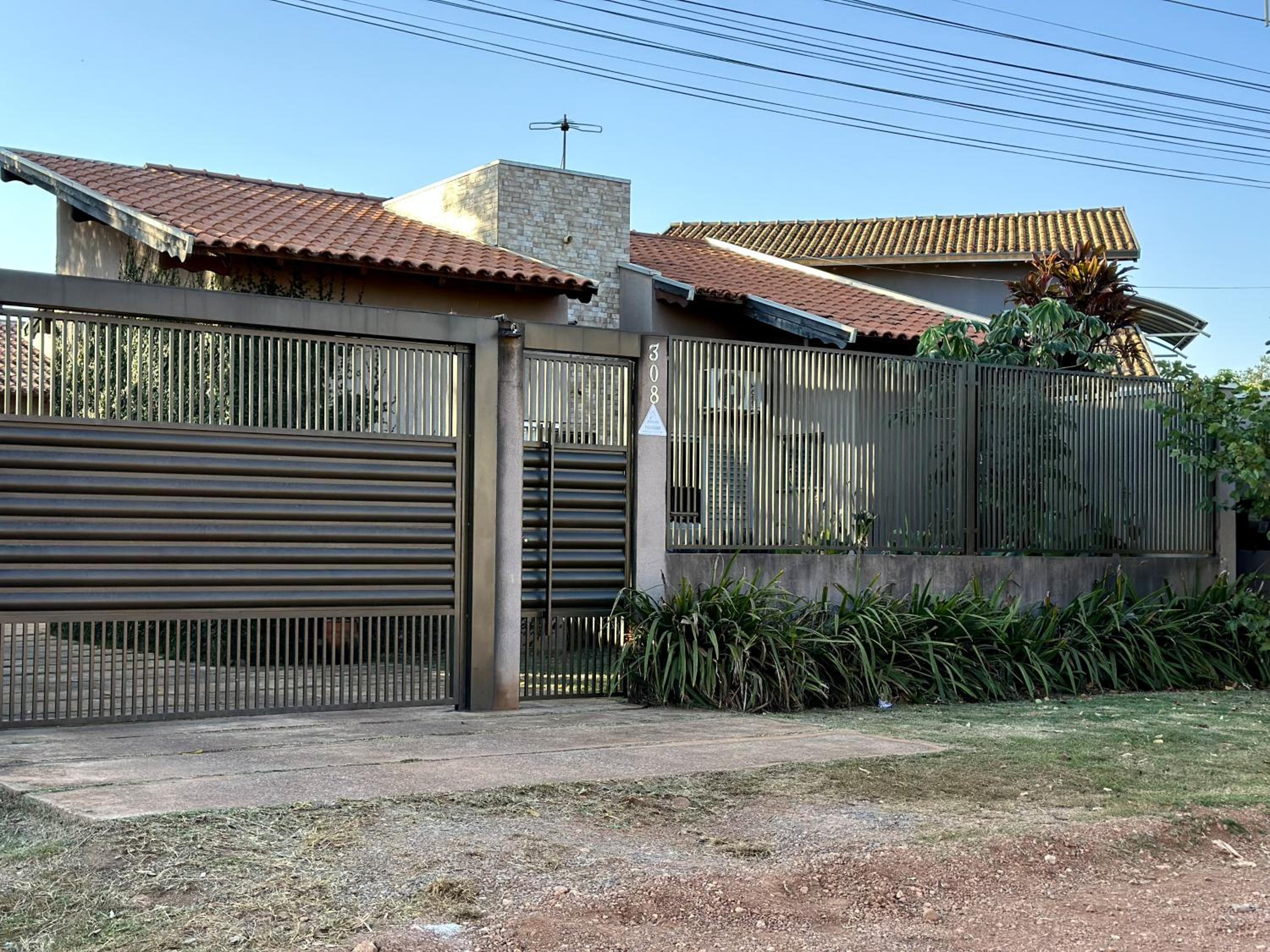Valle - Casa Ipê-Roxo