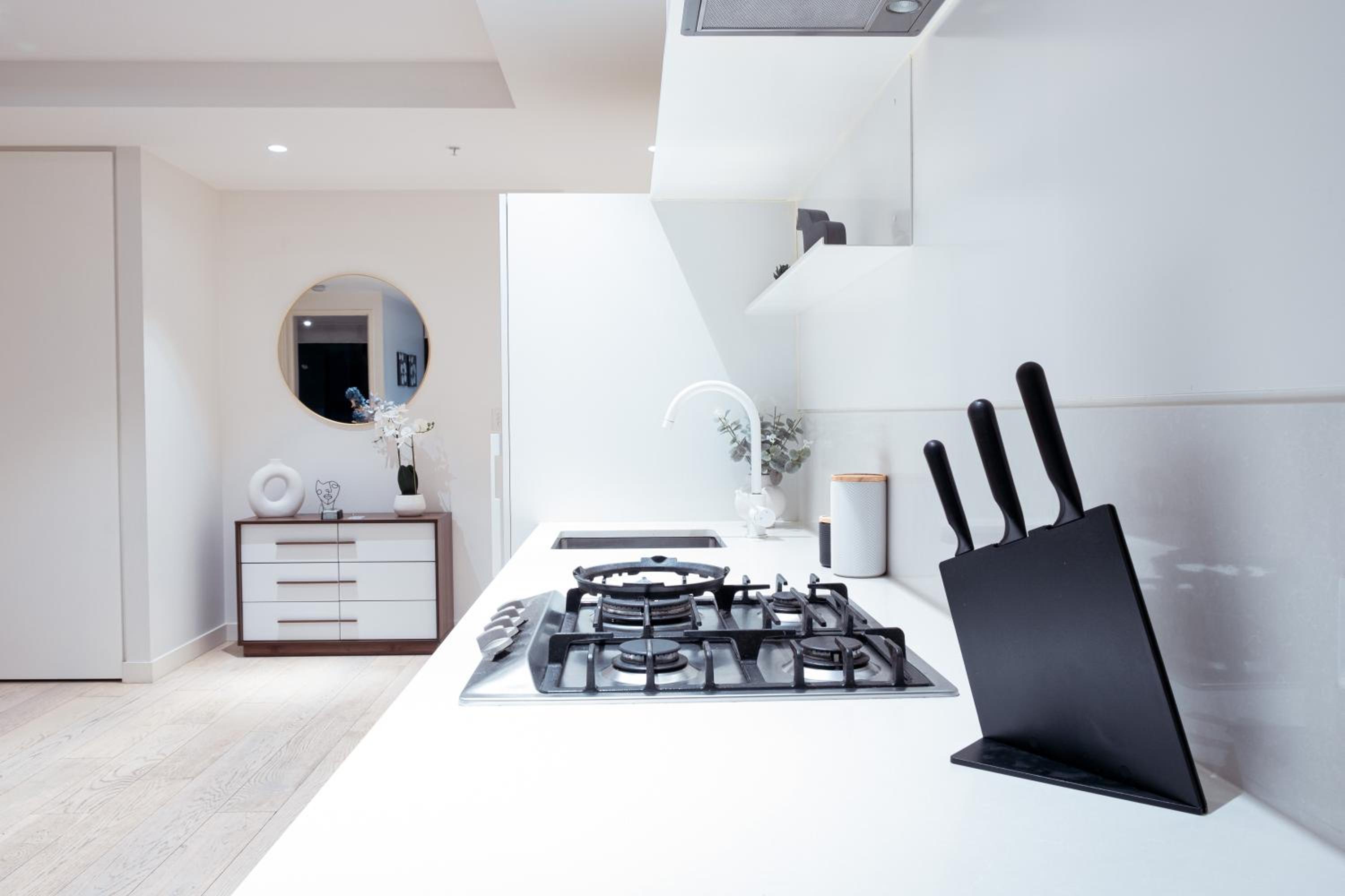 South Yarra Signature 2br2ba with Free parking