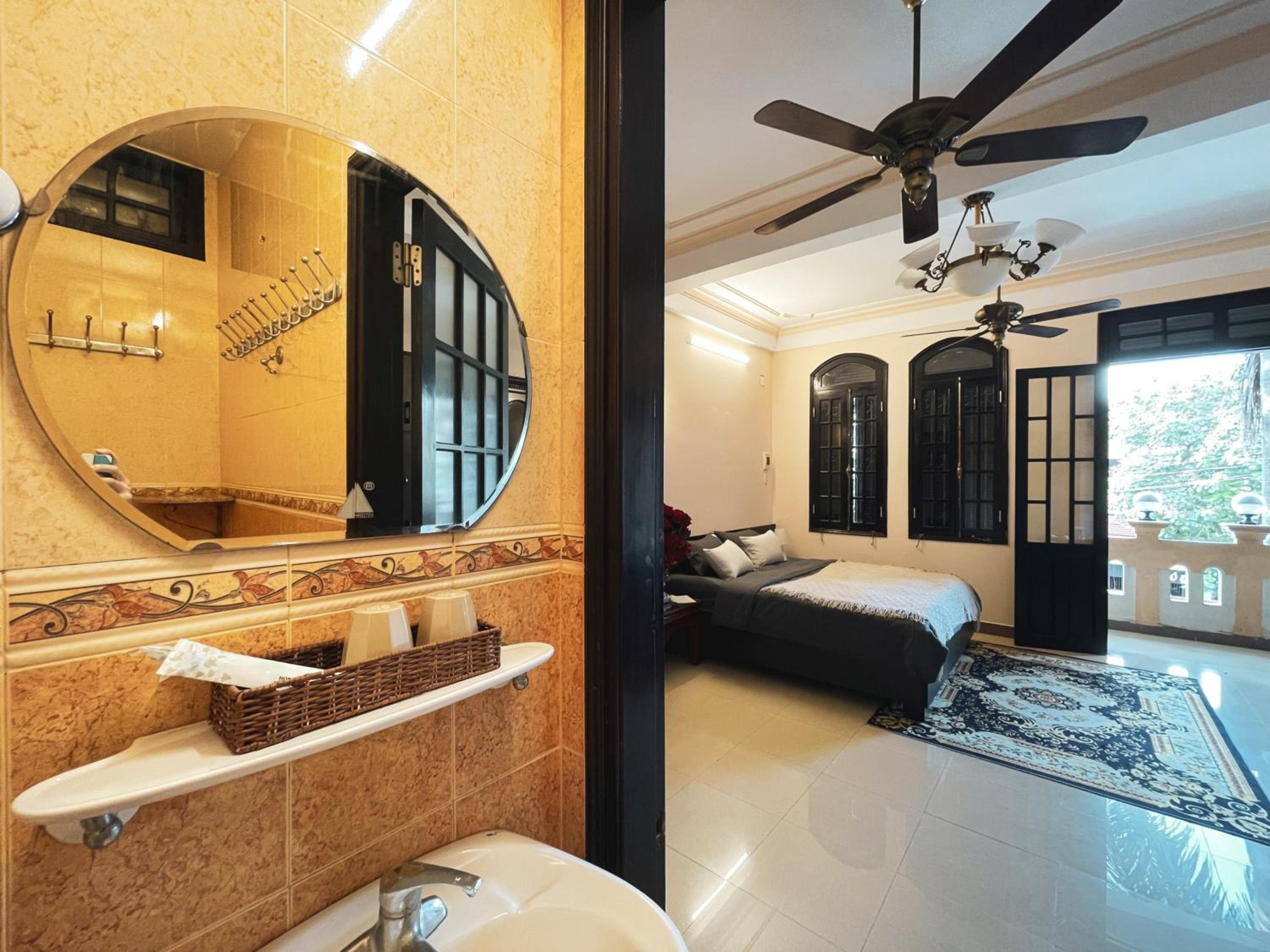 Perfume Homestay Huế