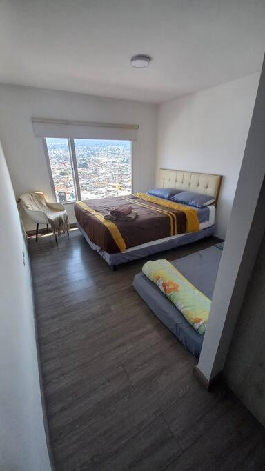 Departamento cerca del Centro Financiero, Embajada Americana y Solca GYM