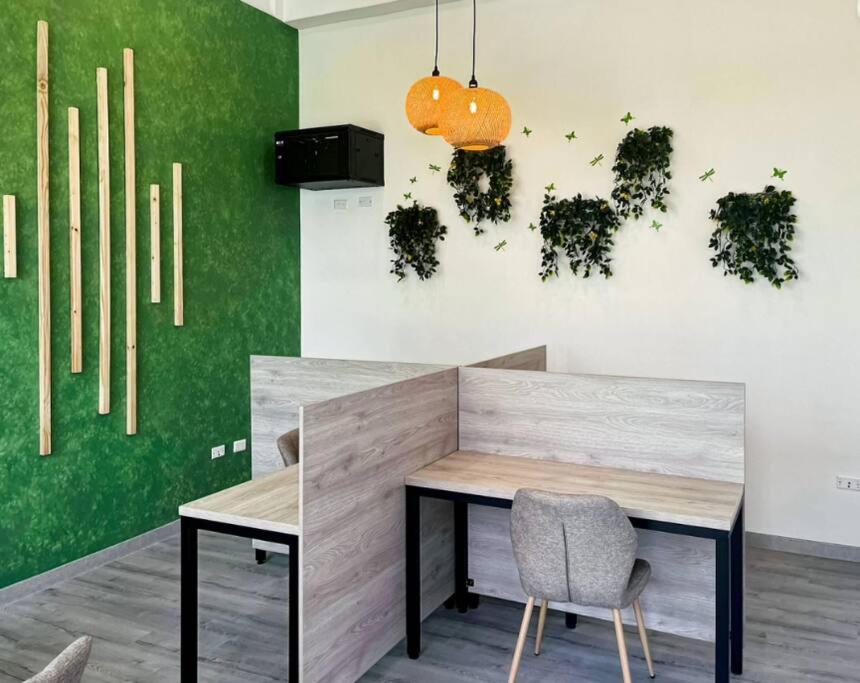 Departamento cerca del Centro Financiero, Embajada Americana y Solca GYM
