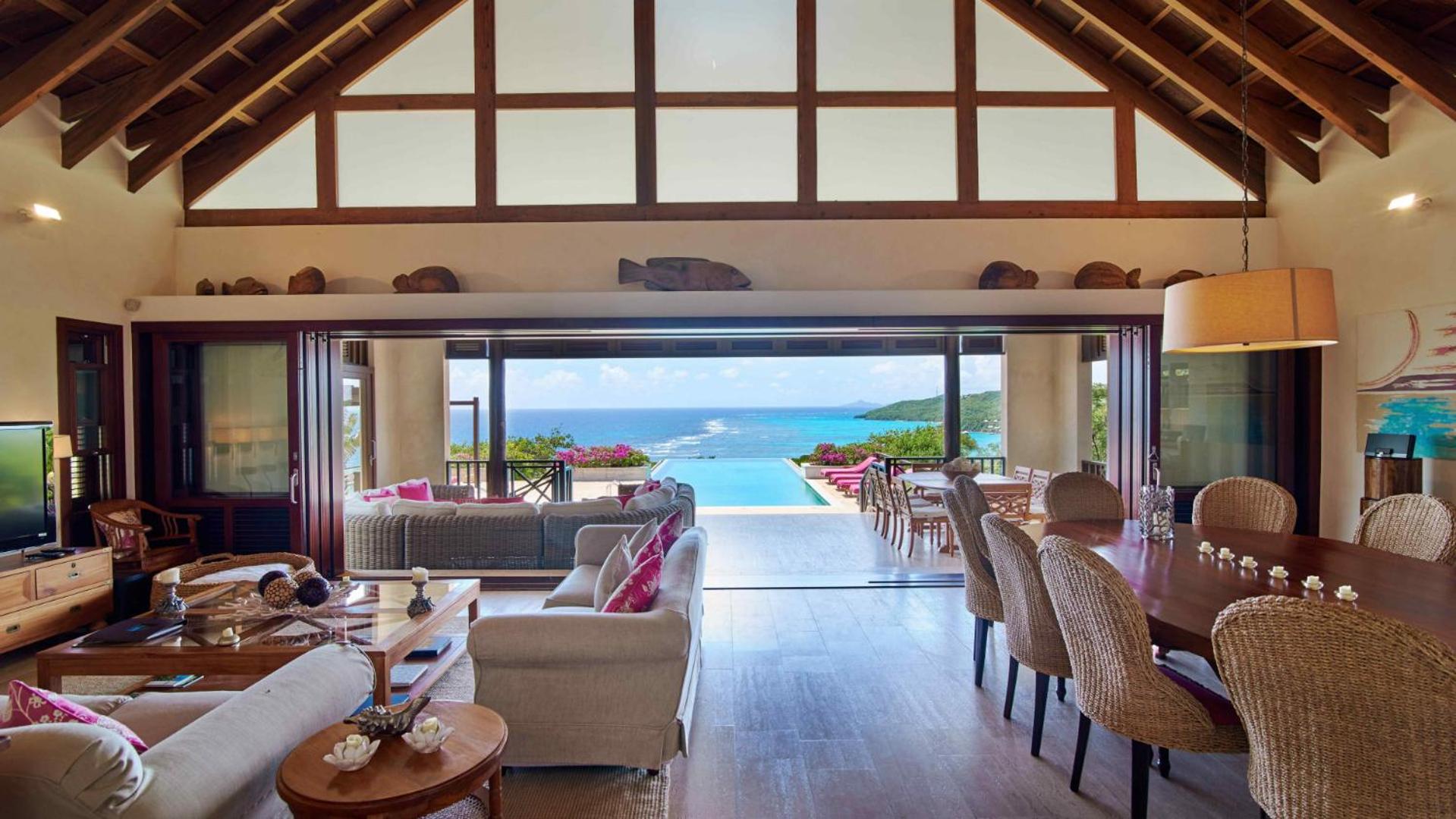 6-Bedroom Retreat with Stunning Sea Views & Infinity Poo view 4