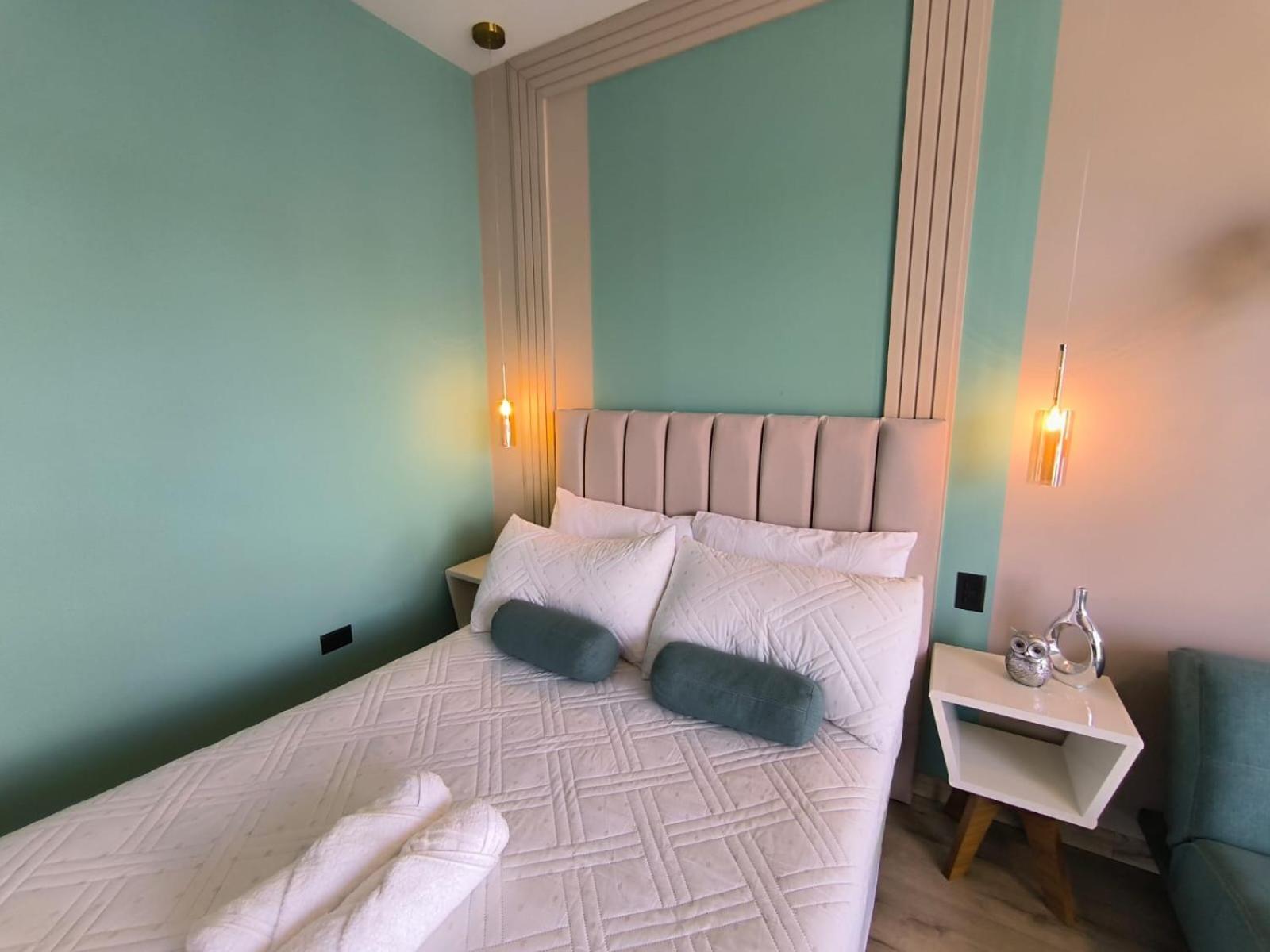 Republica del Salvador Coliving Ecuador XOE