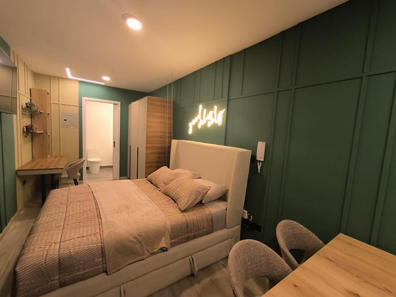 Republica del Salvador Coliving Ecuador XOE