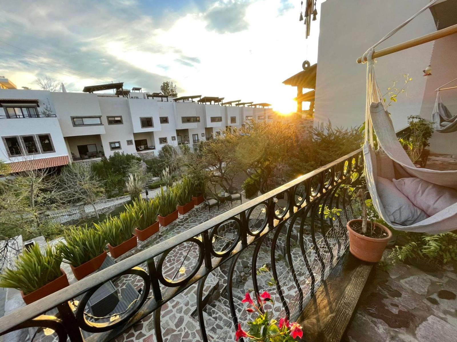 Casa Itzae La Antigua Dog Friendly view 4