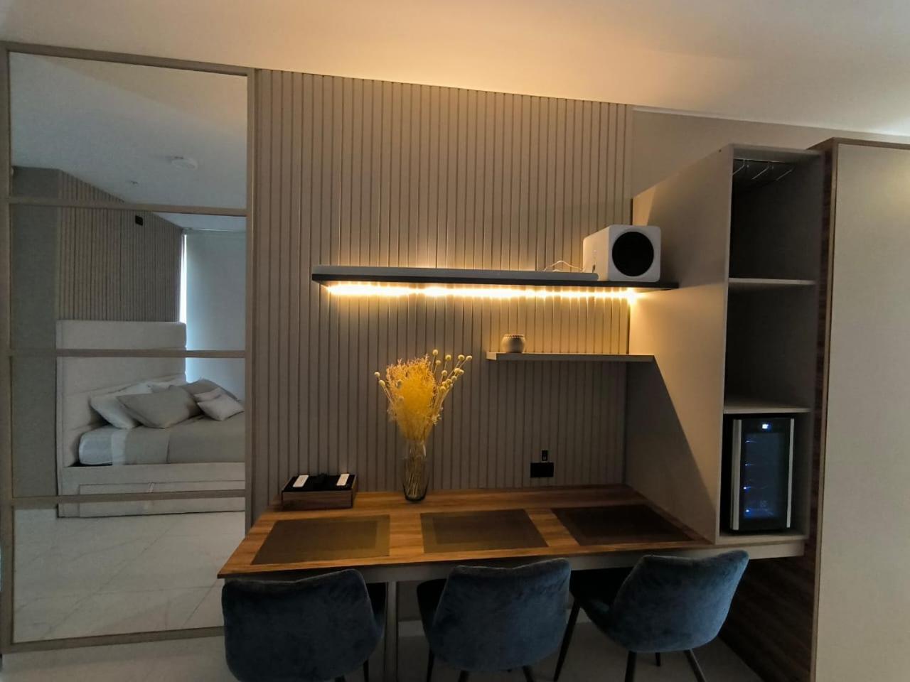 Republica del Salvador Coliving Ecuador XOE
