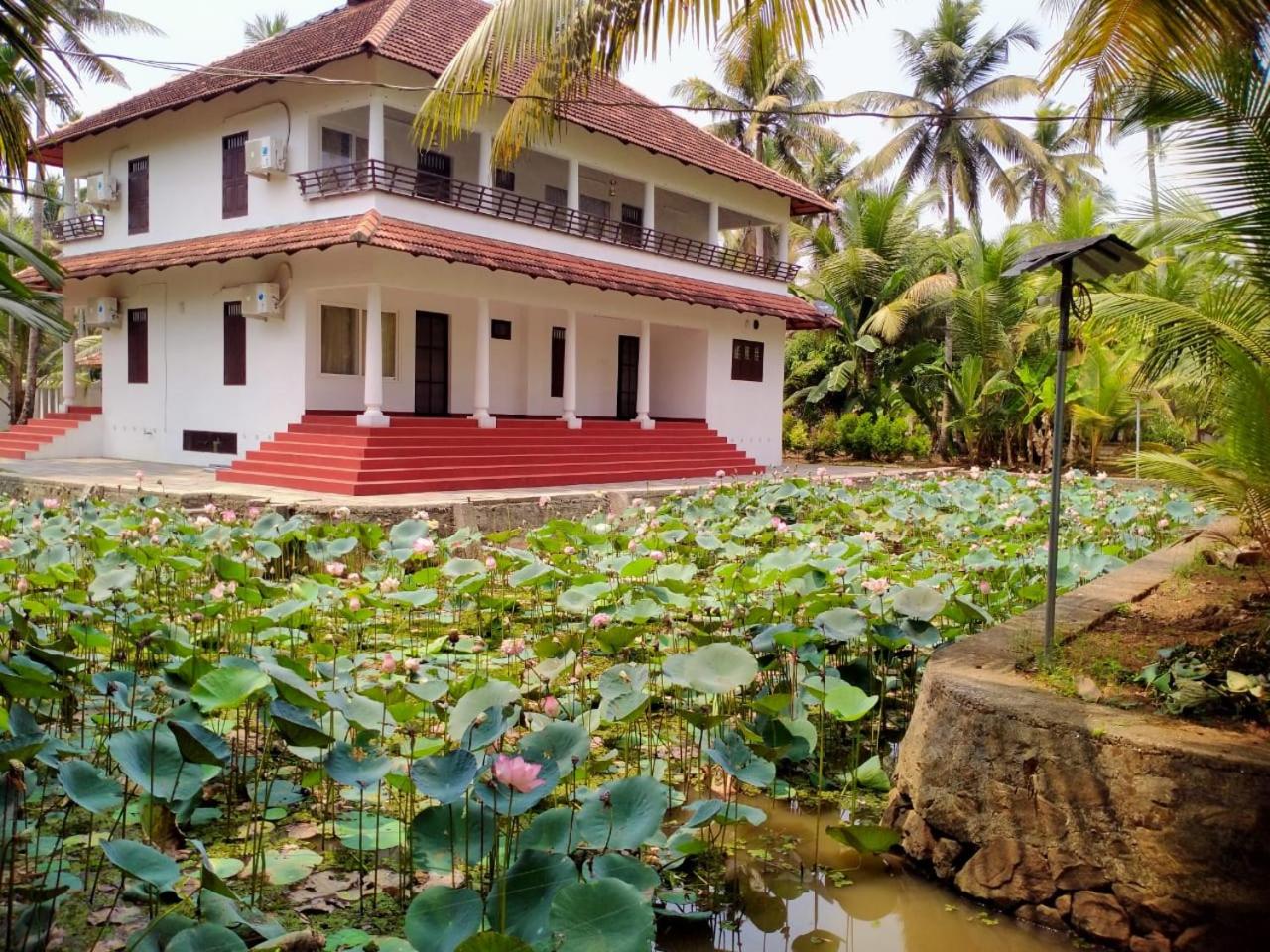 Panathussery Homestay