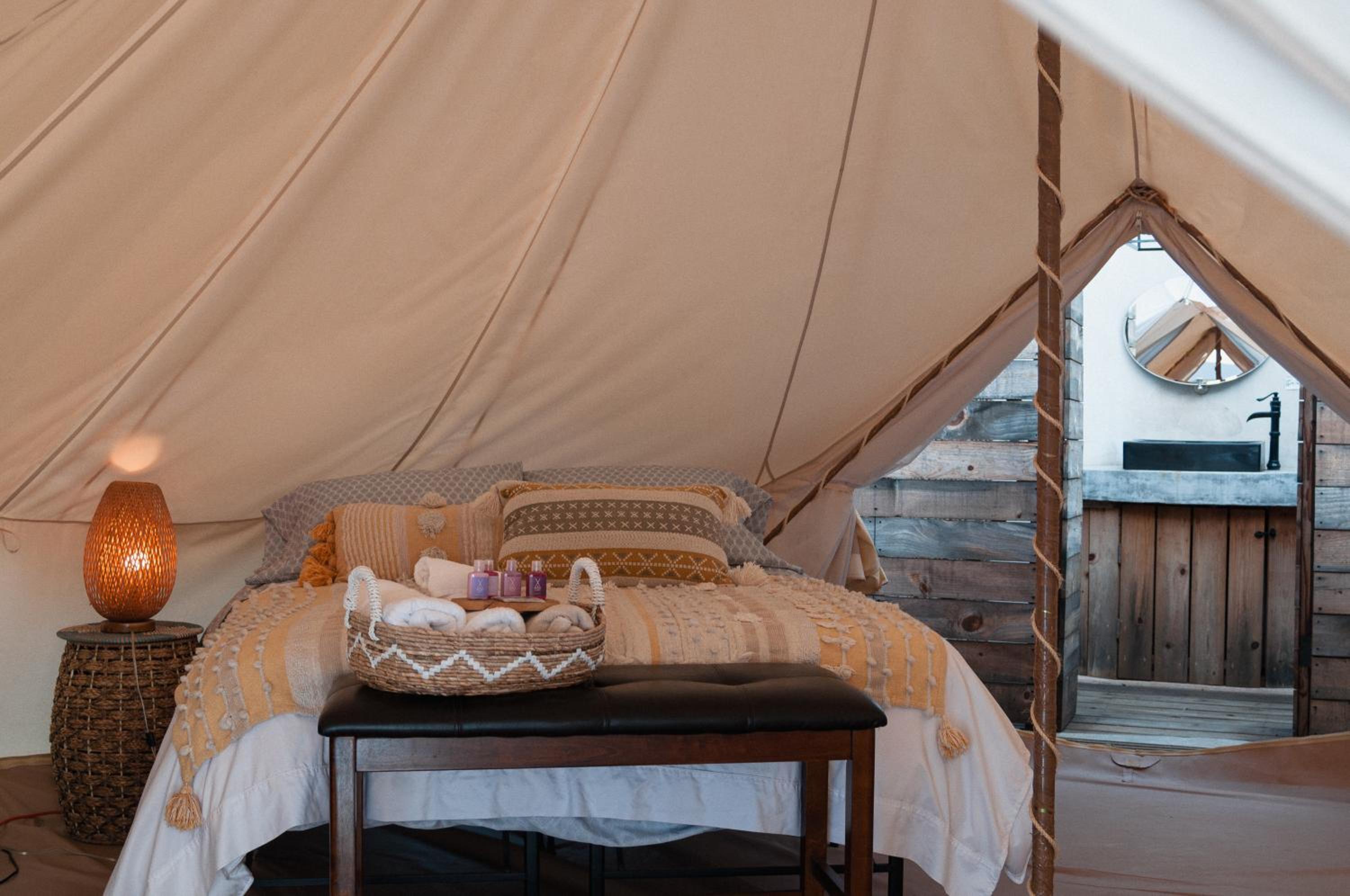 Ensenada Vacations - Glamping Valle de Guadalupe with Private Bathrooms by YUMA Resort - Property Image 19