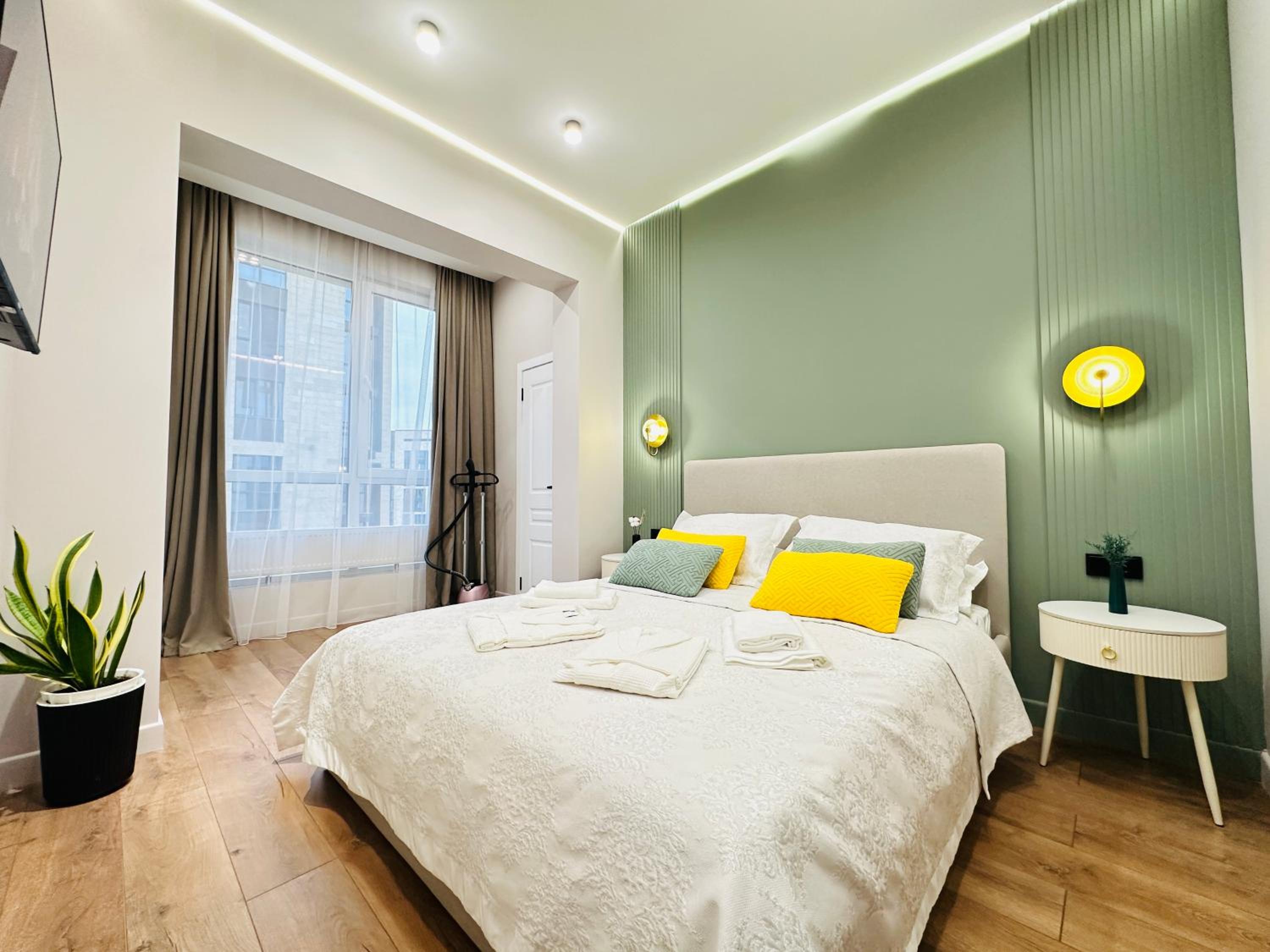 Vilura Home Luxury apartment 3 bedroom view 2