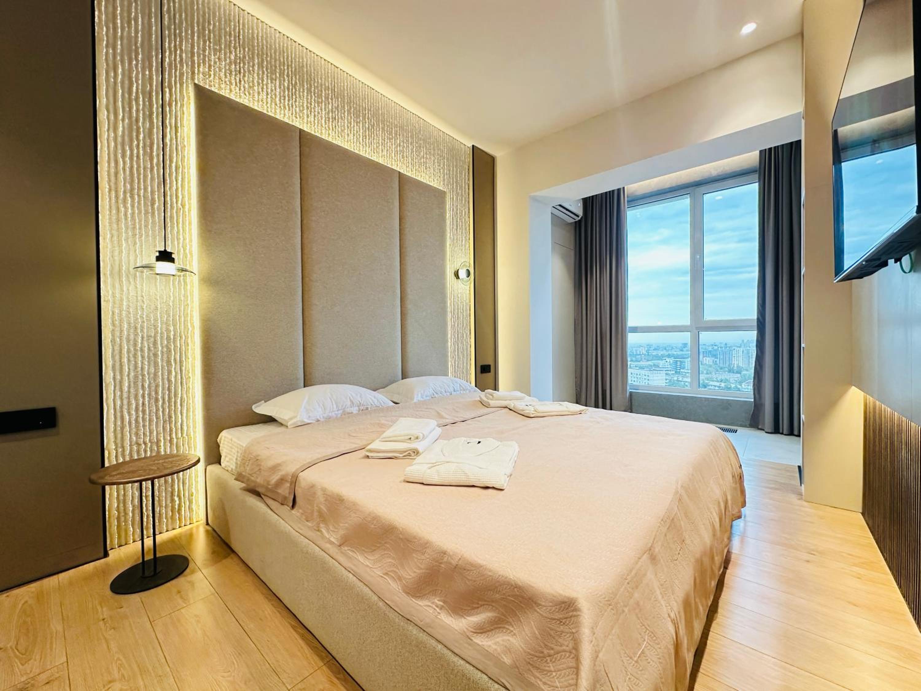 Vilura Home 1-bedroom apartment view 4