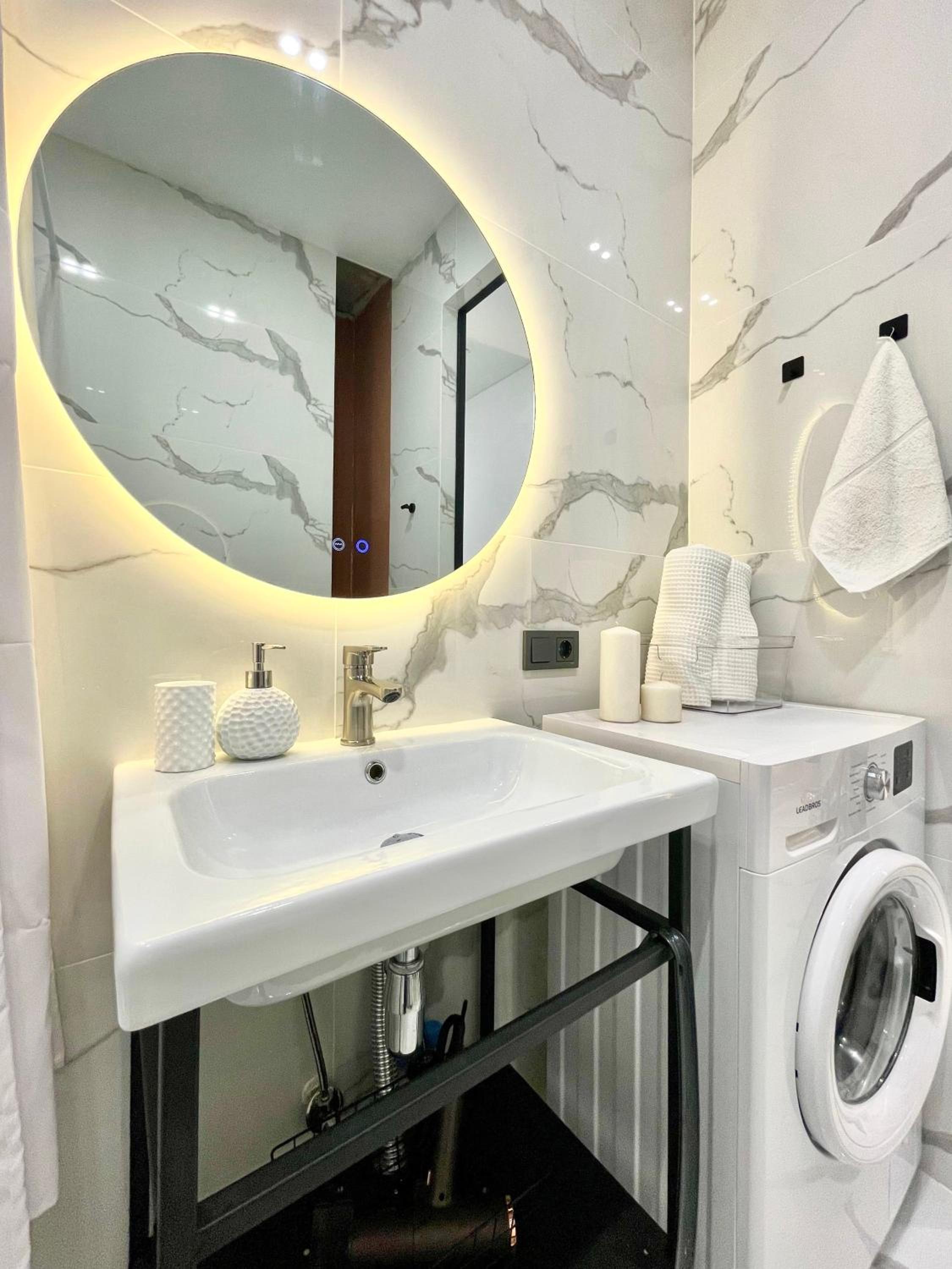 New Comfortable Apartment next to Mega Center shopping mall