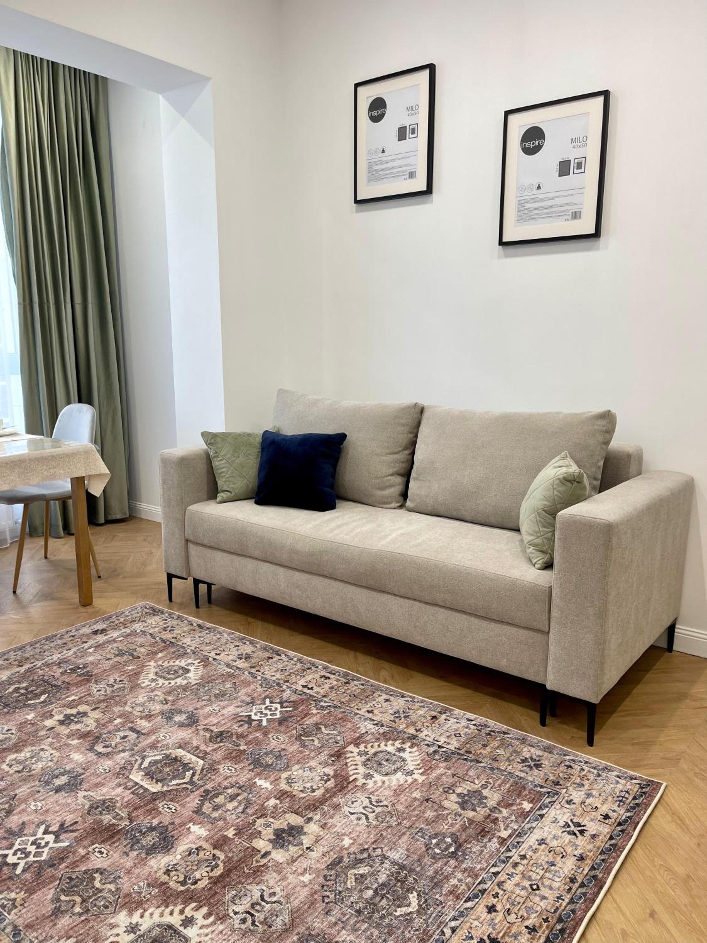 New Comfortable Apartment next to Mega Center shopping mall