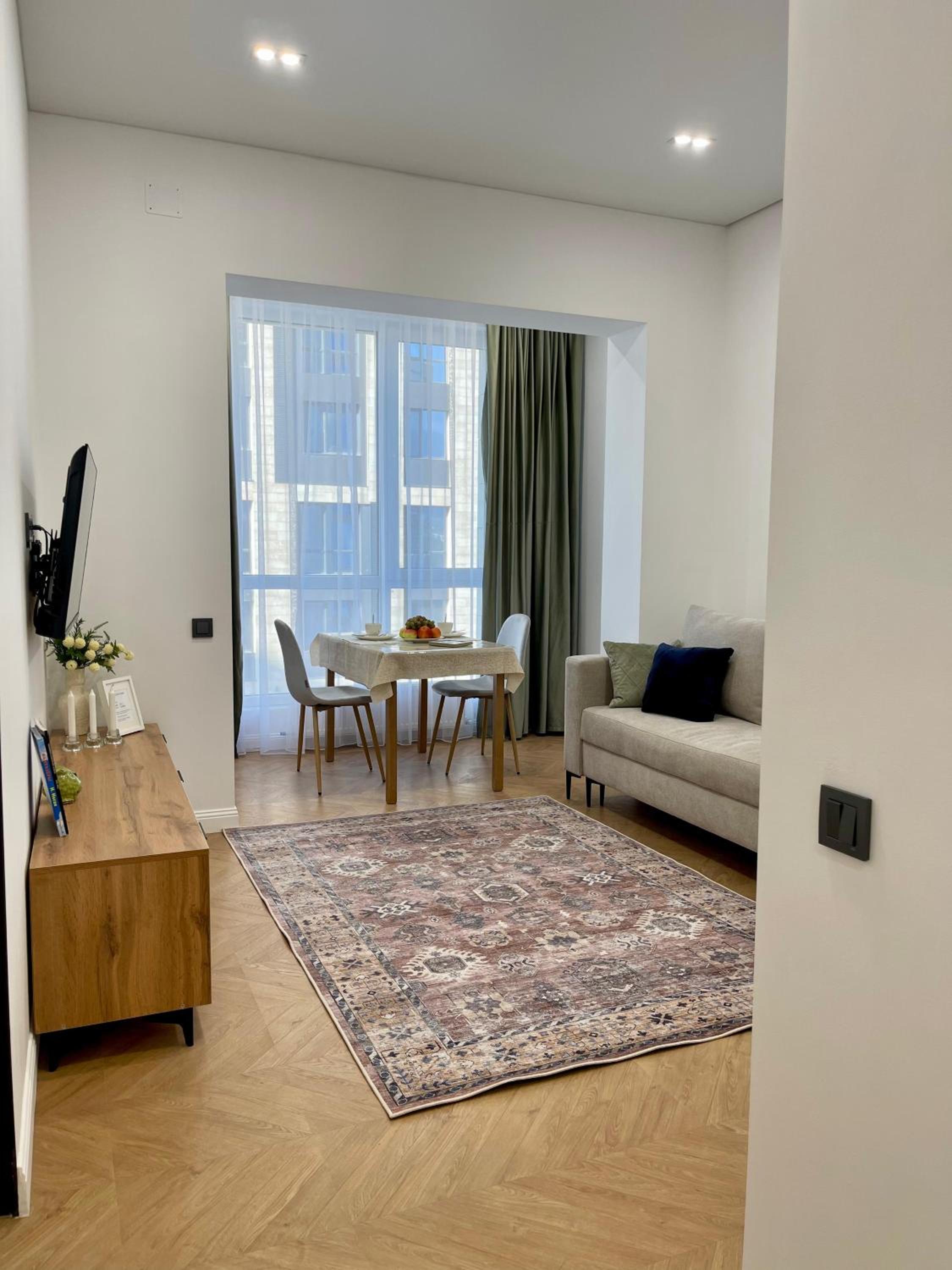 New Comfortable Apartment next to Mega Center shopping mall