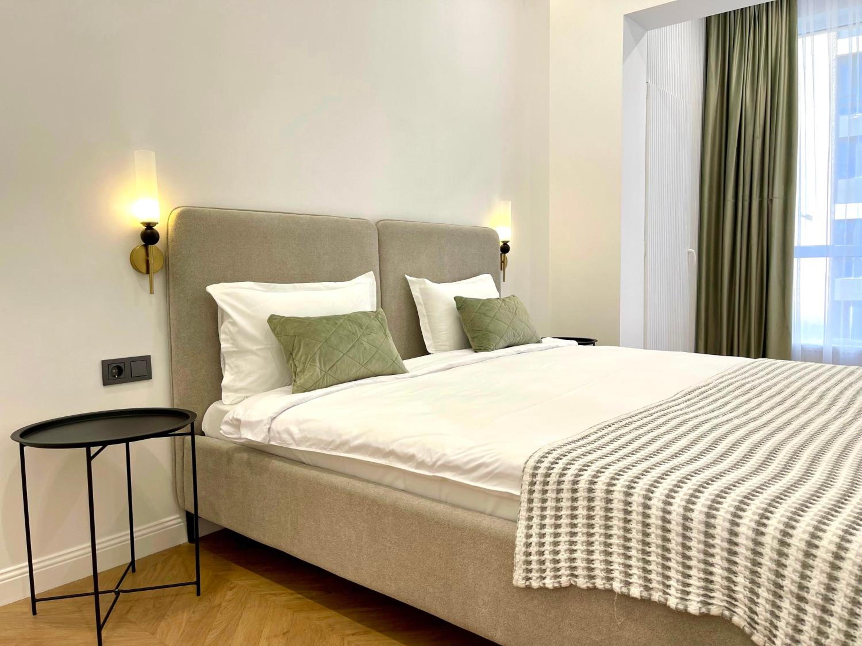 New Comfortable Apartment next to Mega Center shopping mall
