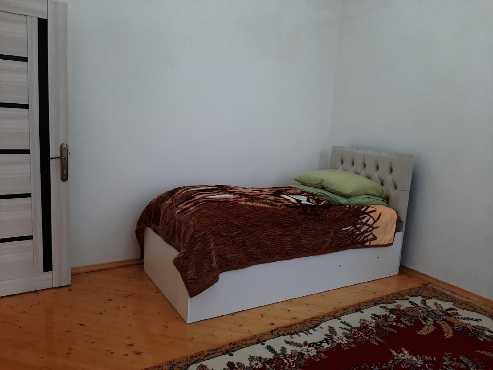 Samira's home